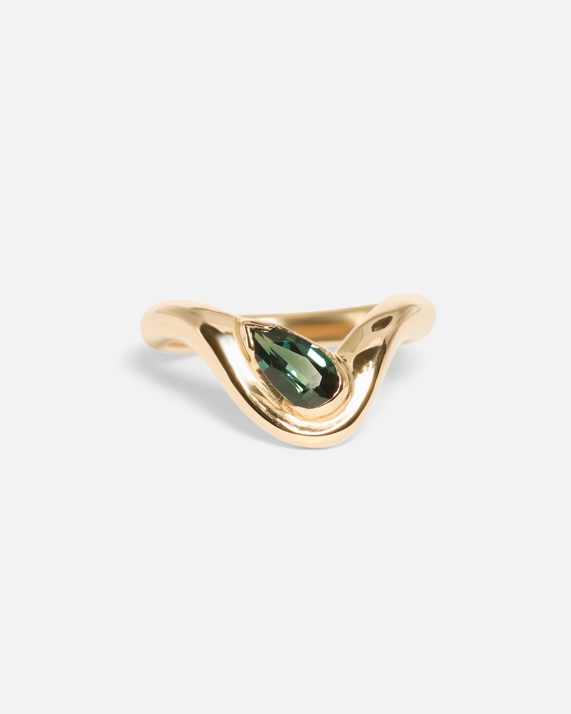 Elegant Pear-Shaped Sapphire Ring for Women - Perfect for Engagement, Wedding & Anniversary Gifts