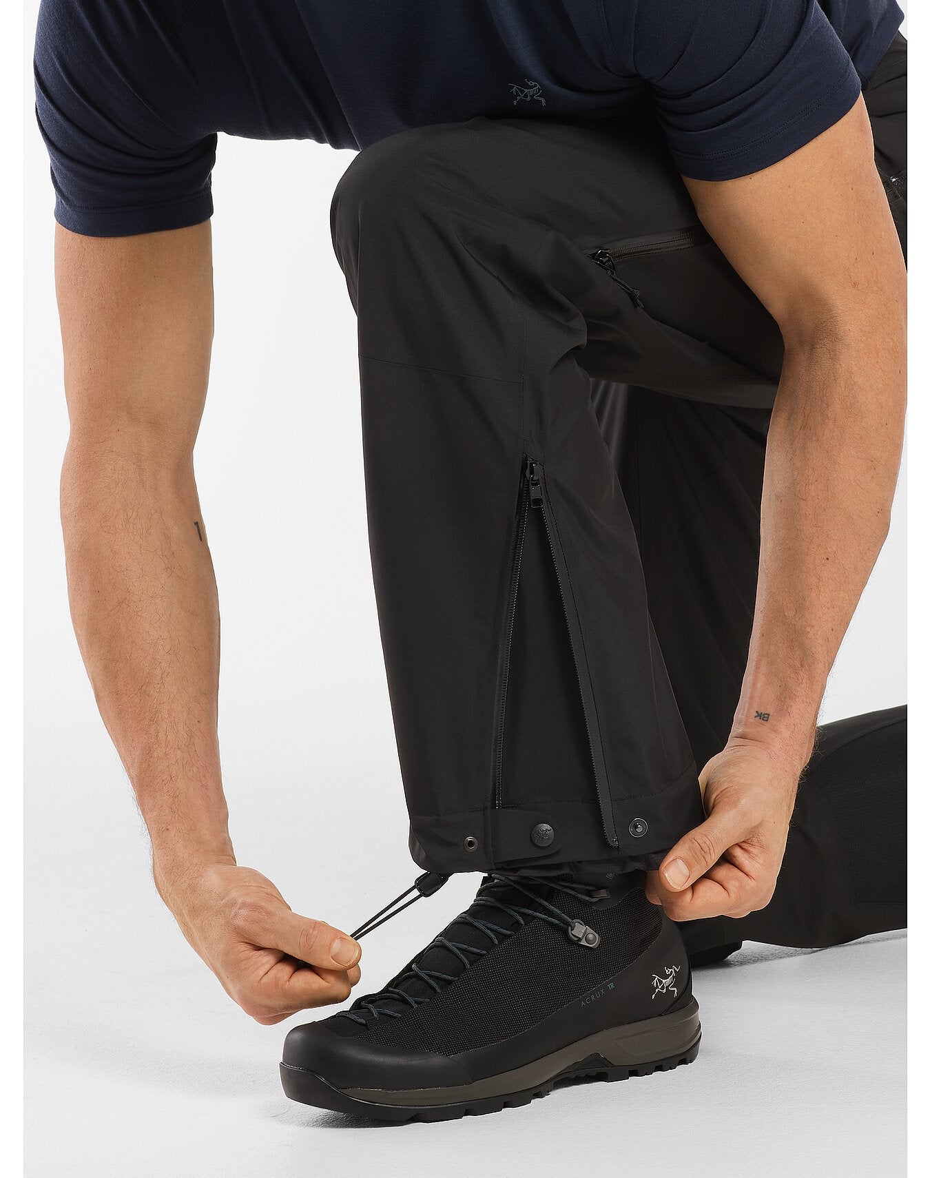 Men's Beta AR Pants - Waterproof Hiking & Outdoor Adventure Pants for Men - Durable All-Weather Performance Gear for Camping, Climbing & Backpacking