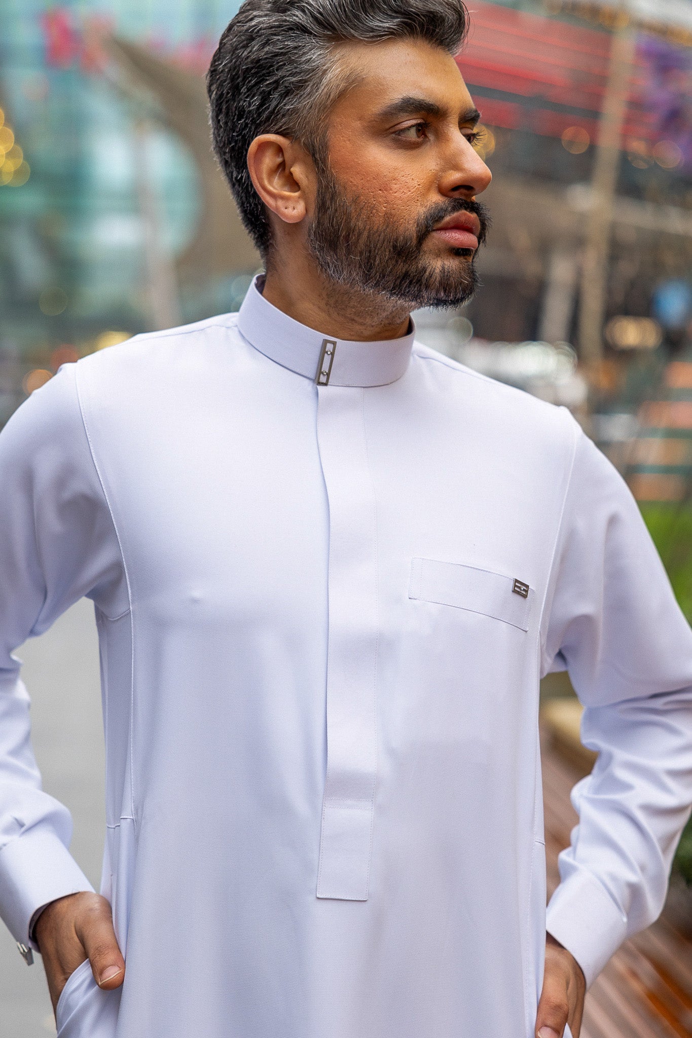 J122 White Buckle Cuff Thobe for Men - Traditional Arabic Robe with Adjustable Buckles - Perfect for Eid, Weddings & Special Occasions