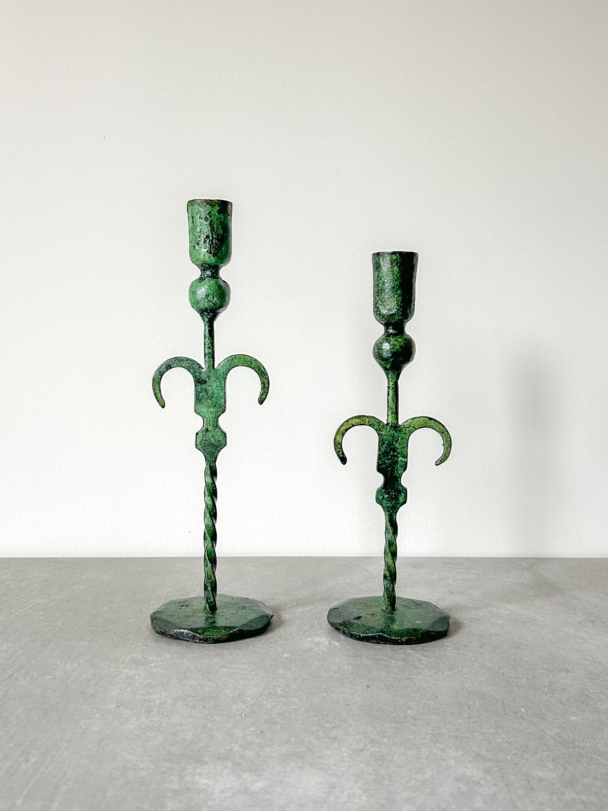 Elegant Palm Tree Candle Holder - Decorative Home Decor for Tropical Theme Parties, Beach Weddings & Relaxing Spa Nights