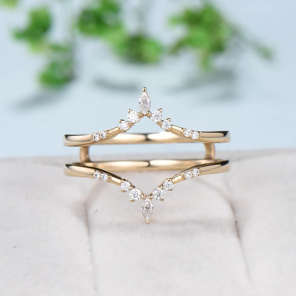 Double Curved V Moissanite Wedding Band - 14K Yellow Gold Vintage Diamond Stacking Ring for Women - Bridal Matching Set, Anniversary Gift - Perfect for Engagement, Wedding & Special Occasions