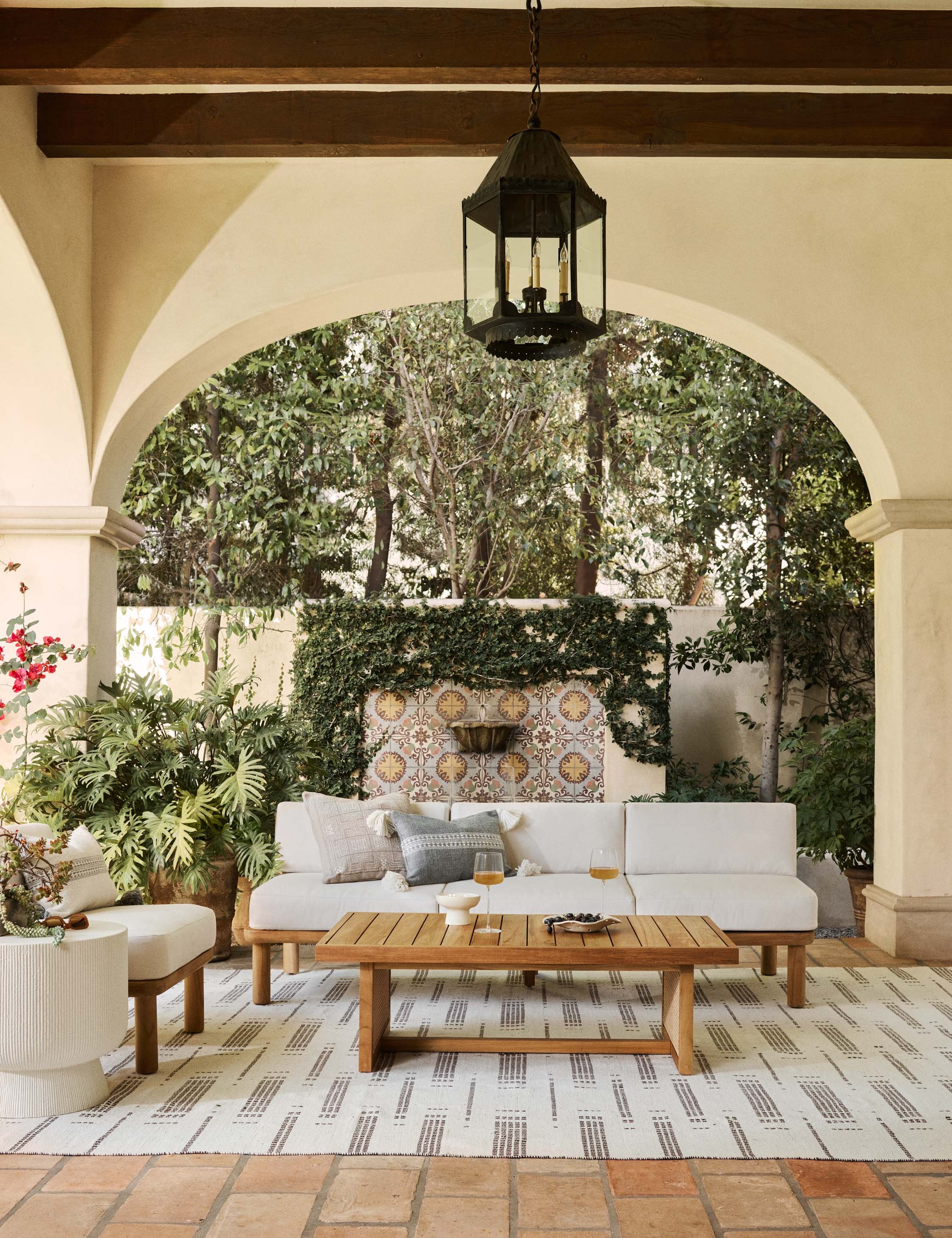 Modern Anson Indoor/Outdoor Coffee Table - Weather-Resistant, Durable & Stylish for Patio, Garden, Living Room & Balcony Decor