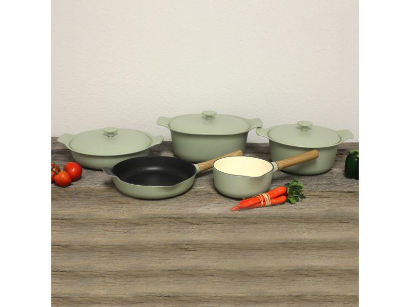 BergHOFF Ron 8-Piece Cast Iron Cookware Set - Durable Enameled Dutch Oven & Skillets, Green - Perfect for Braising, Frying & Slow Cooking at Home or Camping