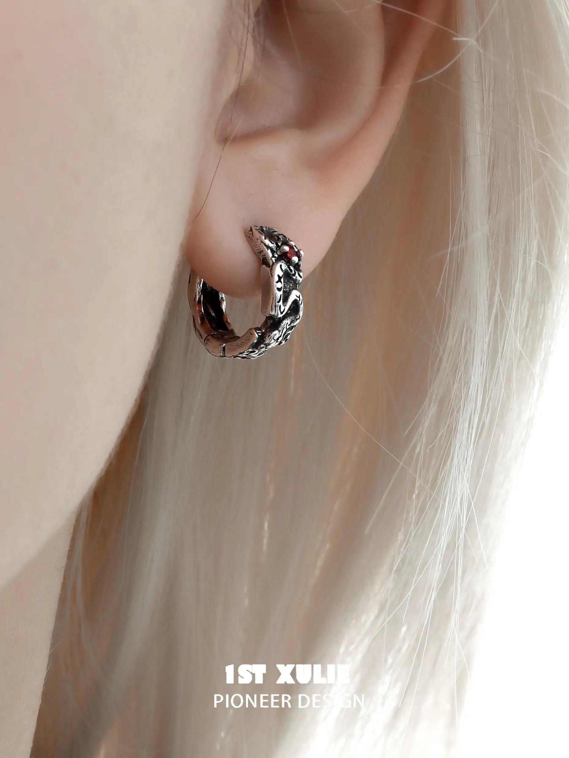 18k Platinum Plated Zircon Snake Bite Earrings for Women - Elegant Stud Earrings for Parties, Dating & Special Occasions