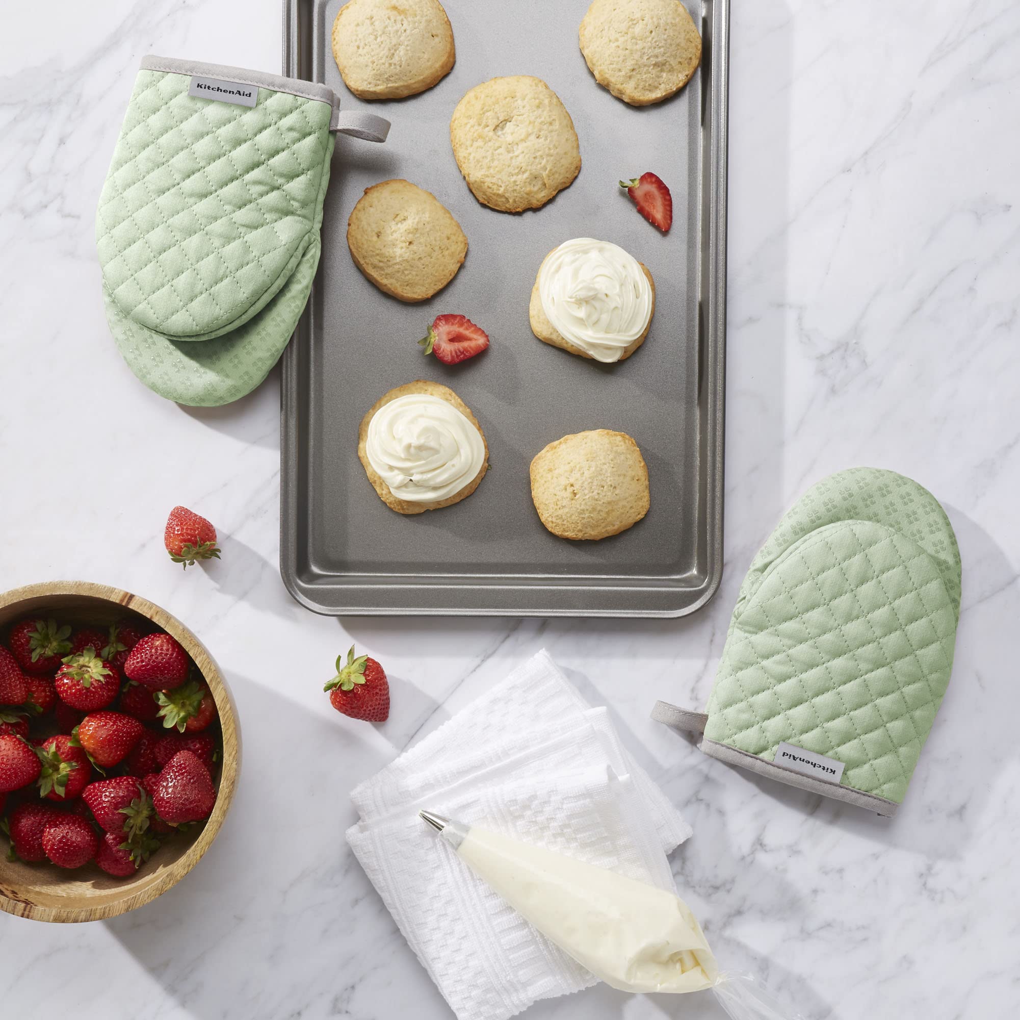 KitchenAid Asteroid Mini Oven Mitt Set of 2 - 5.5