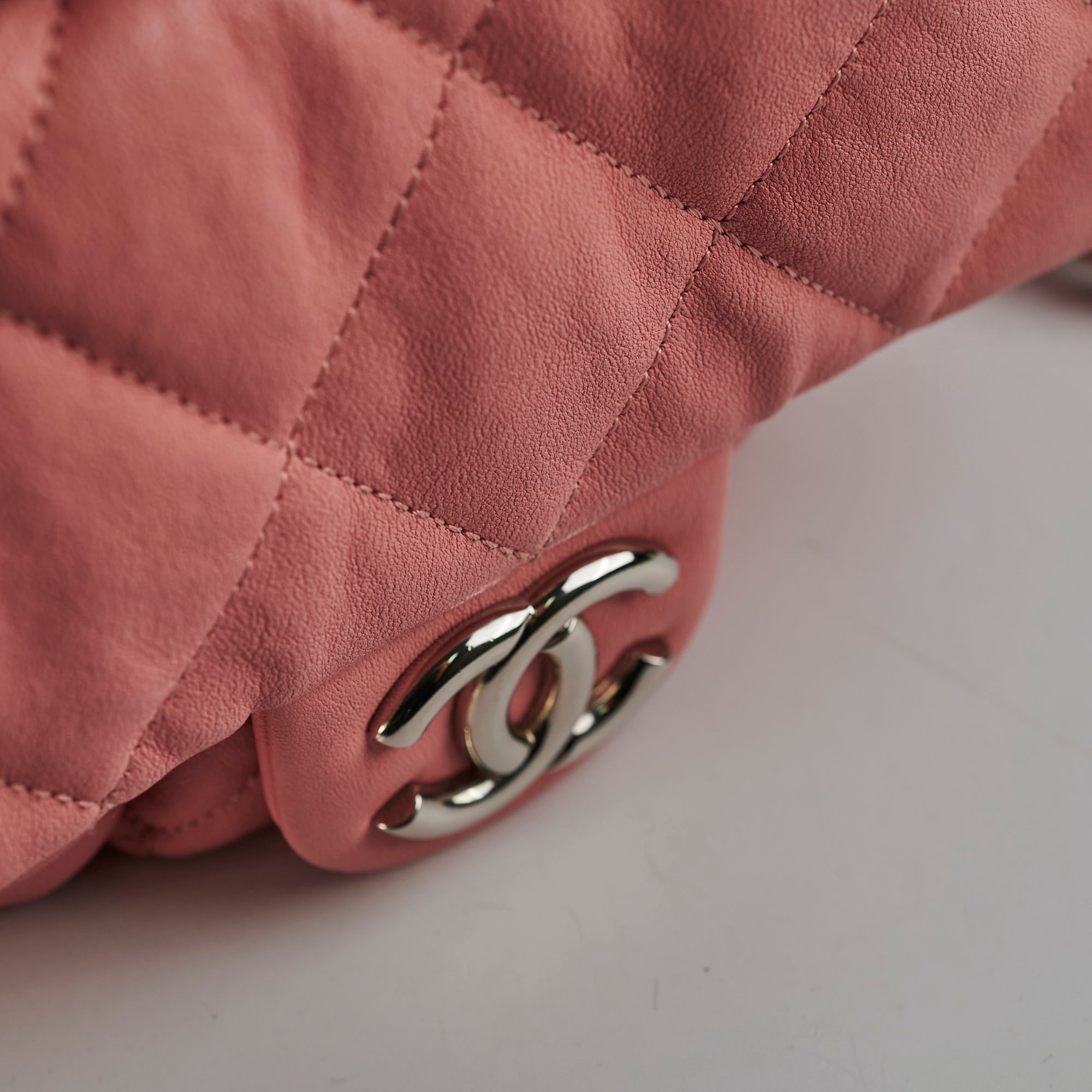 Chanel Pink Quilted Leather Chain Shoulder Bag - Luxury Designer Handbag for Women, Perfect for Parties, Dating & Special Occasions
