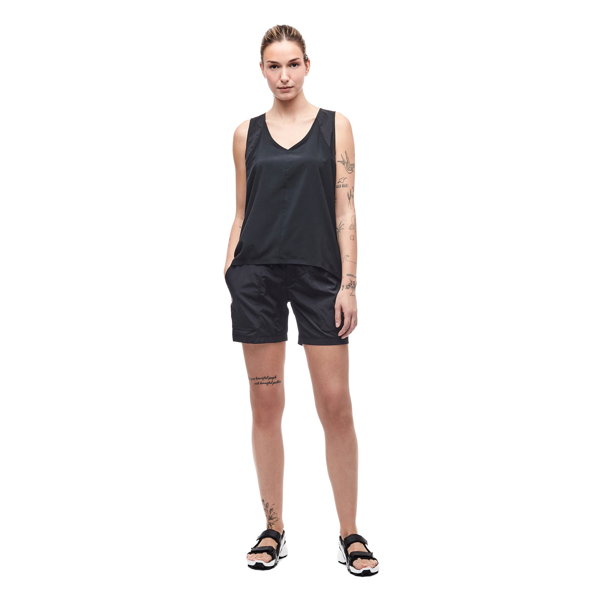 Indyeva Halka Women's Yoga Tank Top - Breathable Workout Tank for Fitness, Running & Gym - Comfortable Athletic Shirt for Active Lifestyle