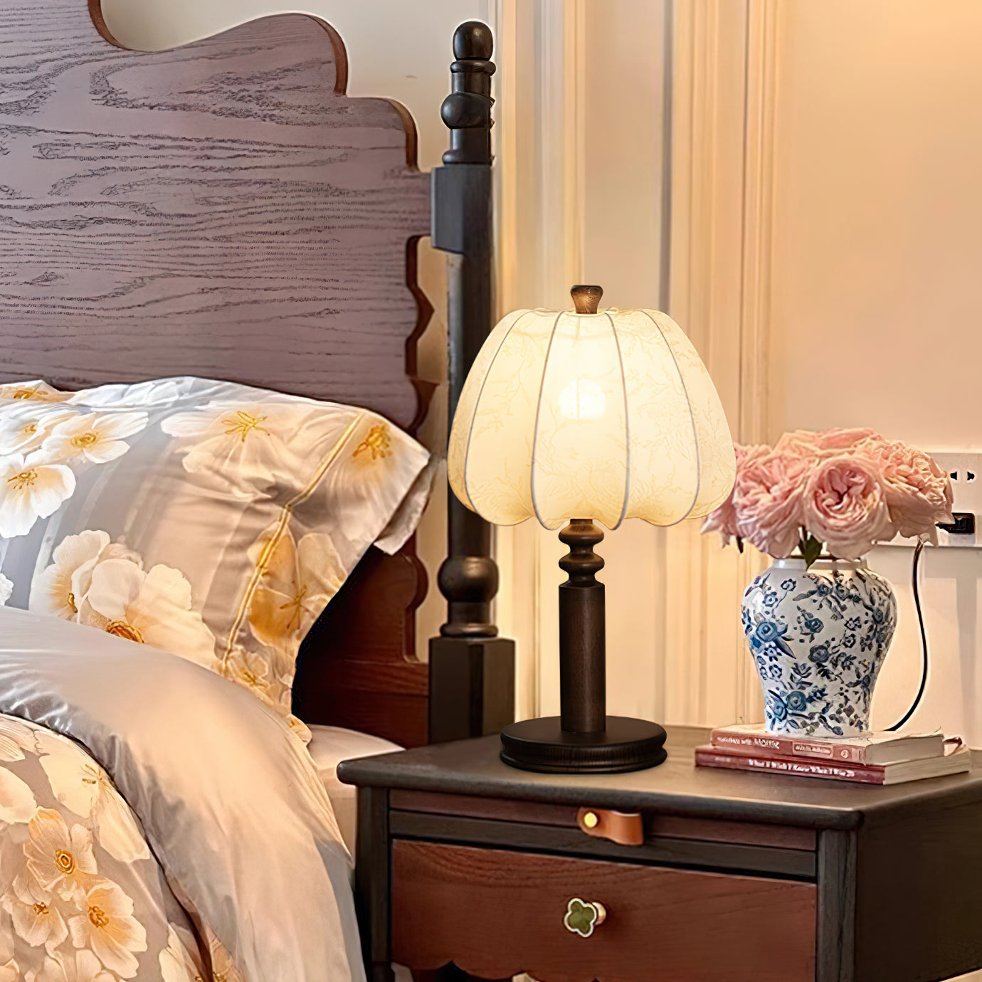 Stylish Bari Fabric Table Lamp - Soft Lighting for Bedroom, Living Room & Office - Modern Home Decor