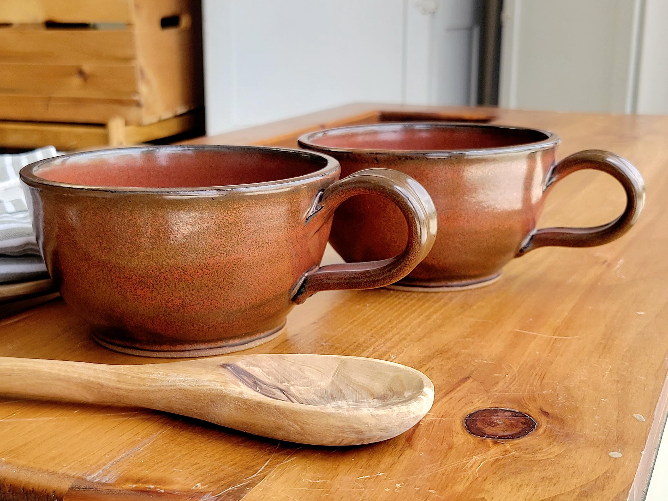 Farmhouse Style Soup Bowls with Handles - Set of 2 Deep Large Ceramic Bowls for Soup, Chowder, Stew - Rustic Handmade Pottery Kitchen Decor - Perfect for Cozy Meals, Dinner Parties & Farmhouse Decor