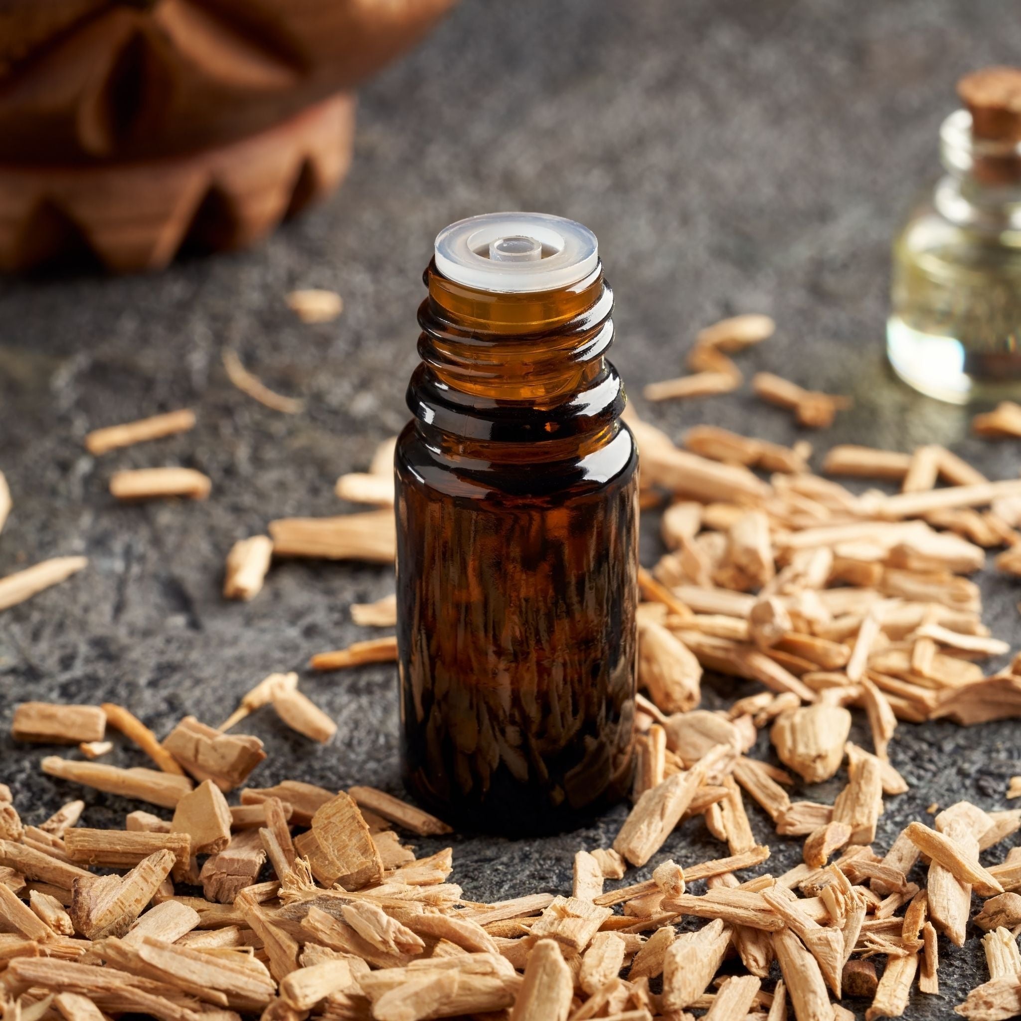 Pure Cedarwood Essential Oil for Aromatherapy, Relaxation & Skin Care - 100% Natural Therapeutic Grade for Diffusers, Massage & DIY Beauty