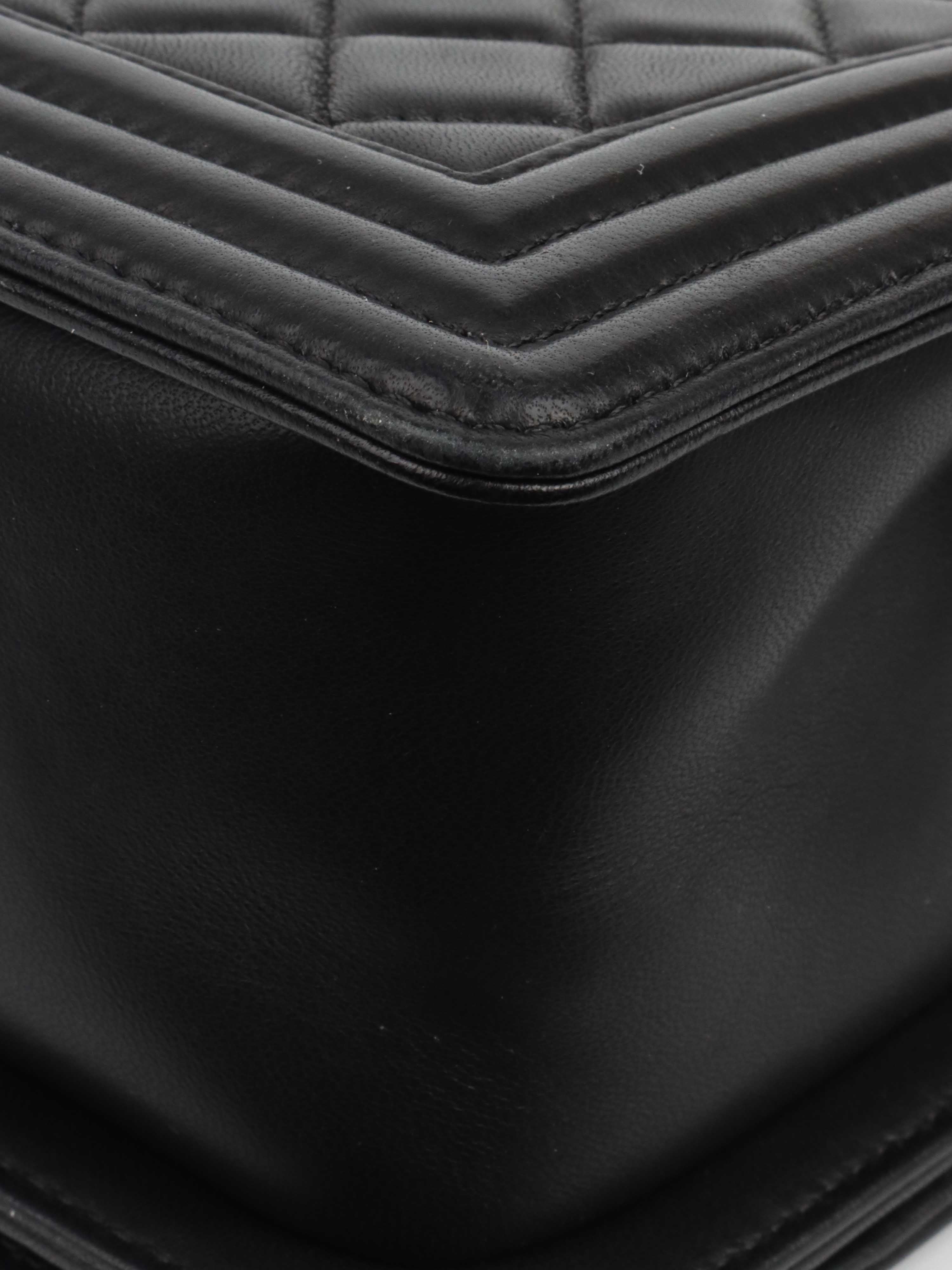 Chanel Black Lambskin Medium Boy Bag with Ruthenium Finish Metal Hardware - Luxury Designer Handbag for Women, Perfect for Evening Events & Special Occasions