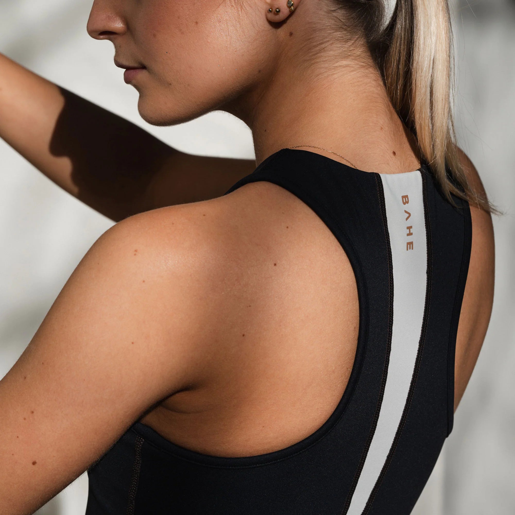 BAHE Attune Racer Back Short Top for Women - Breathable Workout Tank Top, Yoga & Running Shirt (Black/Coconut) | Perfect for Gym, Pilates & Summer Outdoor Activities