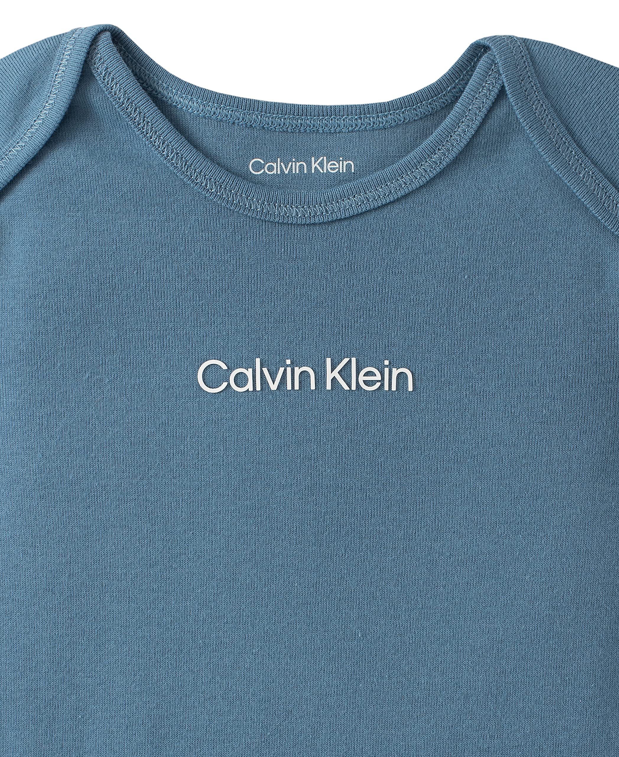 Calvin Klein Baby Girls Organic Cotton 4-Piece Essentials Set - Soft & Comfortable Outfits for Newborns & Infants - Perfect for Everyday Wear, Gifts & Photo Shoots
