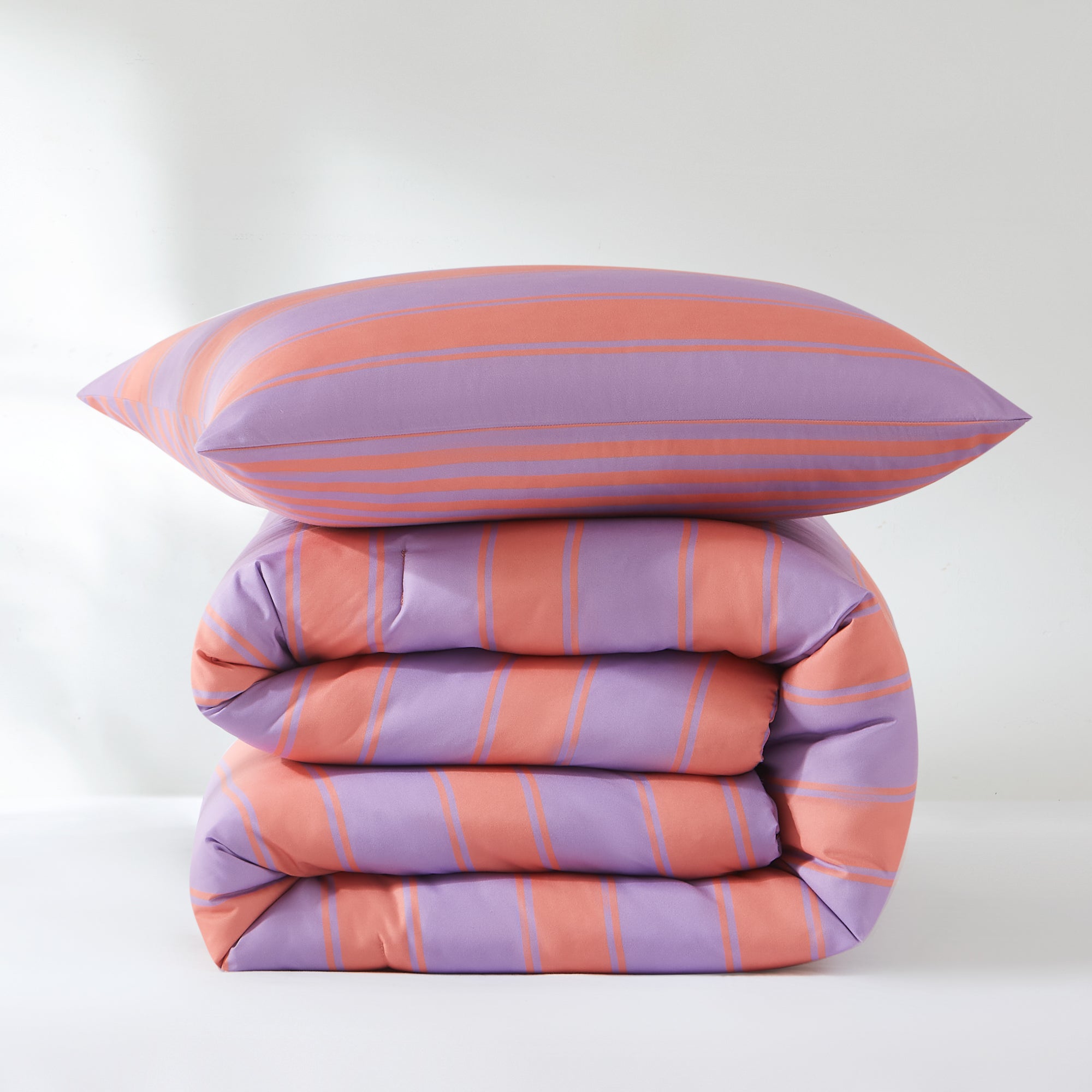 Gale Cabana Stripe Comforter Set - Queen Size Bedding, Soft & Breathable Cotton, Coastal Beach Style - Perfect for Guest Rooms, Vacation Homes & Summer Bedroom Decor