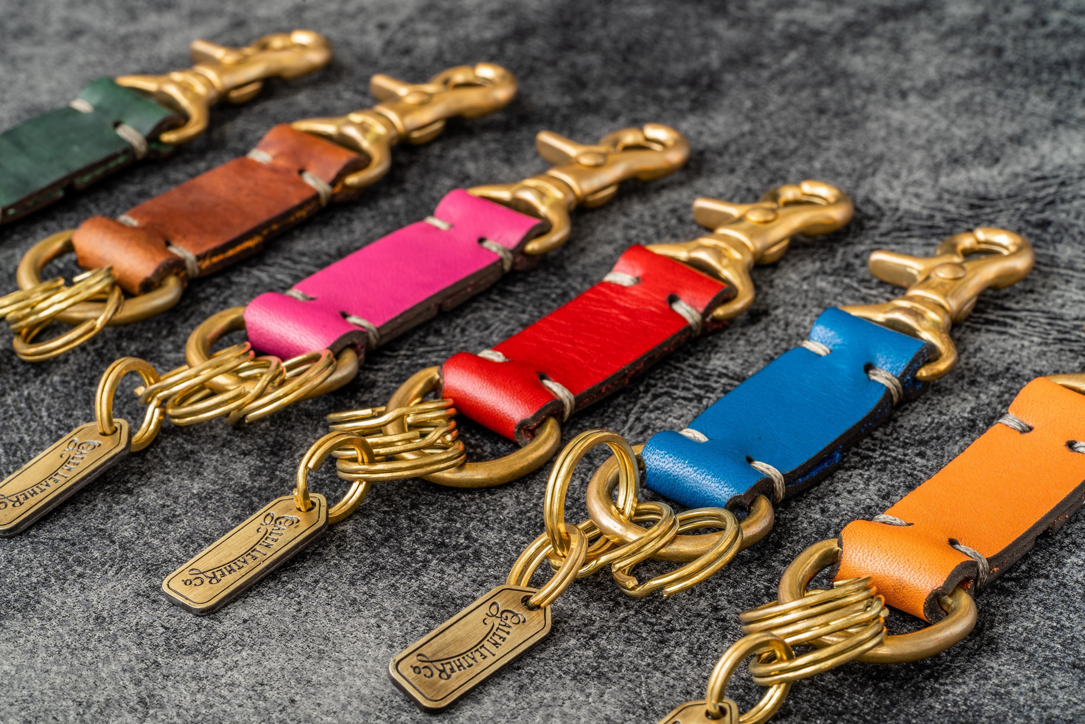 Genuine Leather Key Holder - Premium Texas Cowhide Key Organizer for Home, Office & Travel - Durable & Stylish Keychain Accessory
