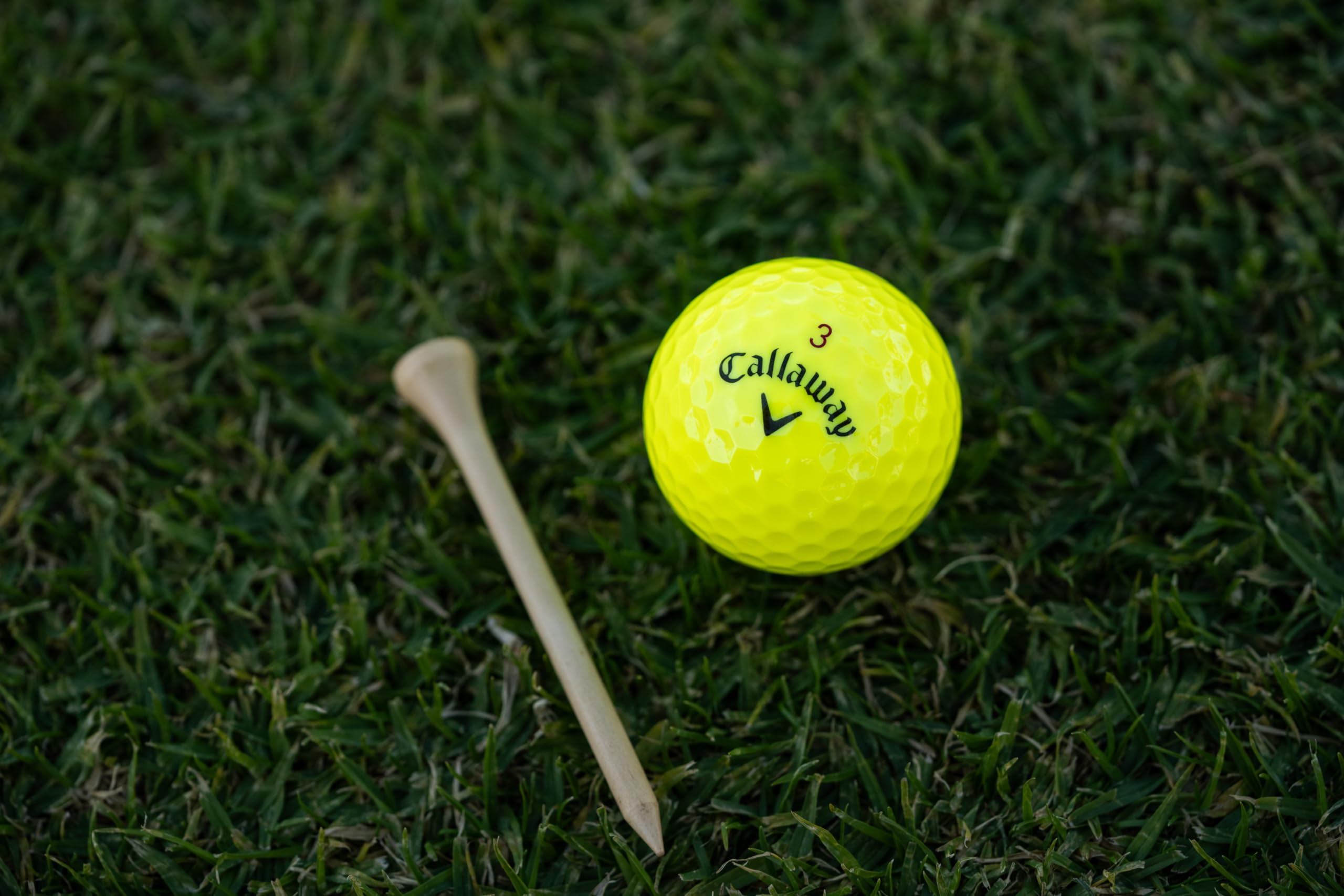 Callaway Chrome Tour X Golf Balls - Premium High-Performance Golf Balls for Distance & Control | Perfect for Tour-Level Players & Competitive Golfers