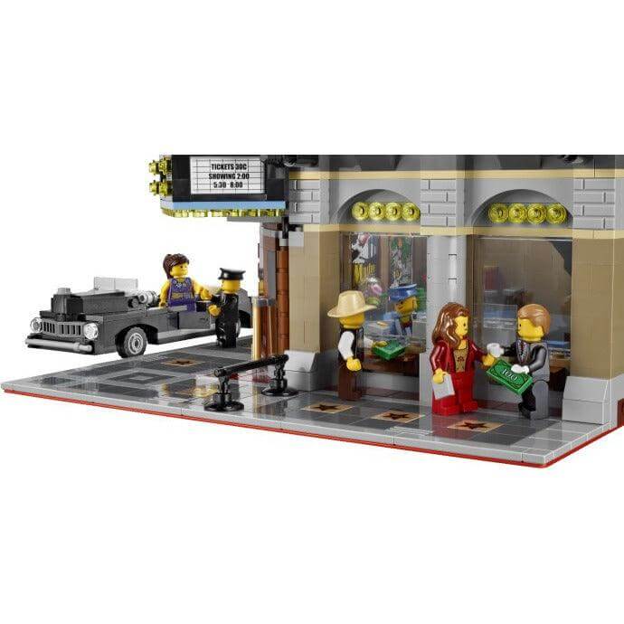 LEGO 10232 Palace Cinema Building Set - Modular Movie Theater Model Kit for Adults & Collectors - Perfect for Home Display & Gift Giving