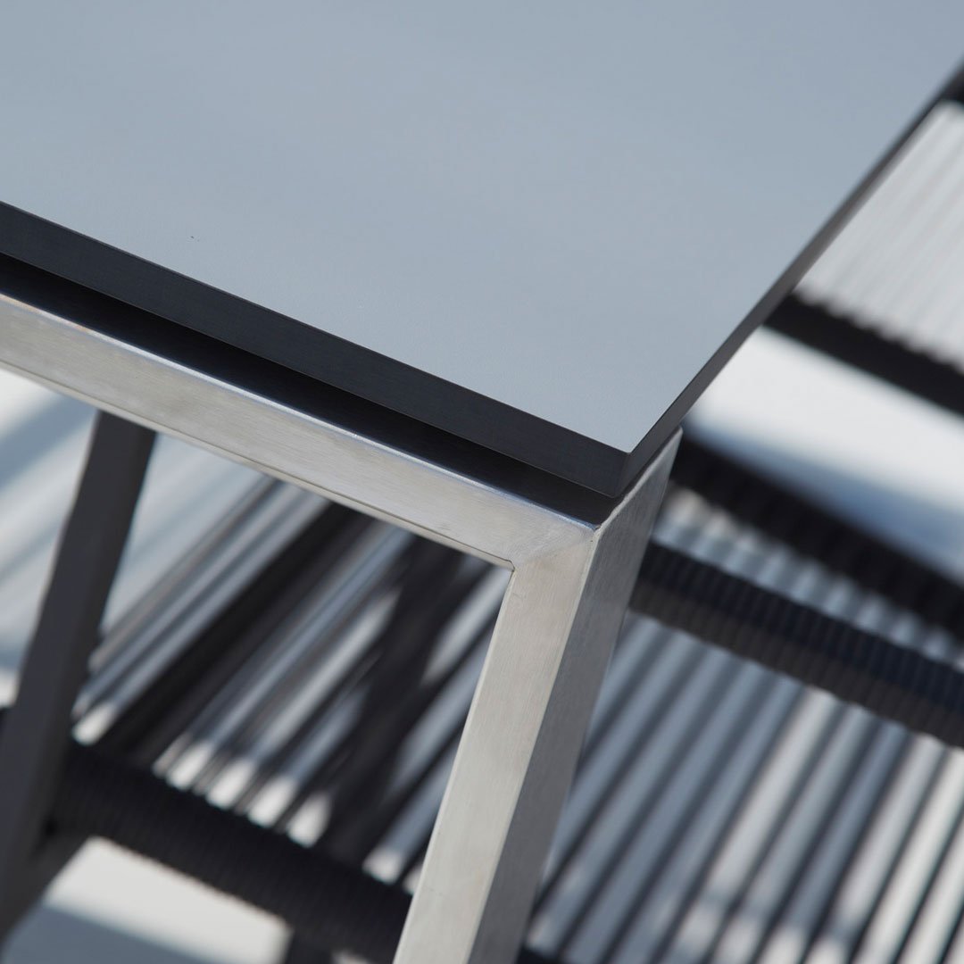Extendable Edge Outdoor Dining Table - Perfect for Patio, Garden, and Backyard Entertaining