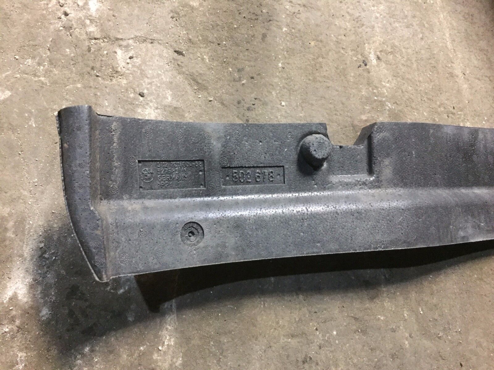 02 05 BMW E65 E66 Front Bumper Reinforcement Absorber Impact Foam OEM Replacement Part - Perfect for Collision Repair & Safety Enhancement