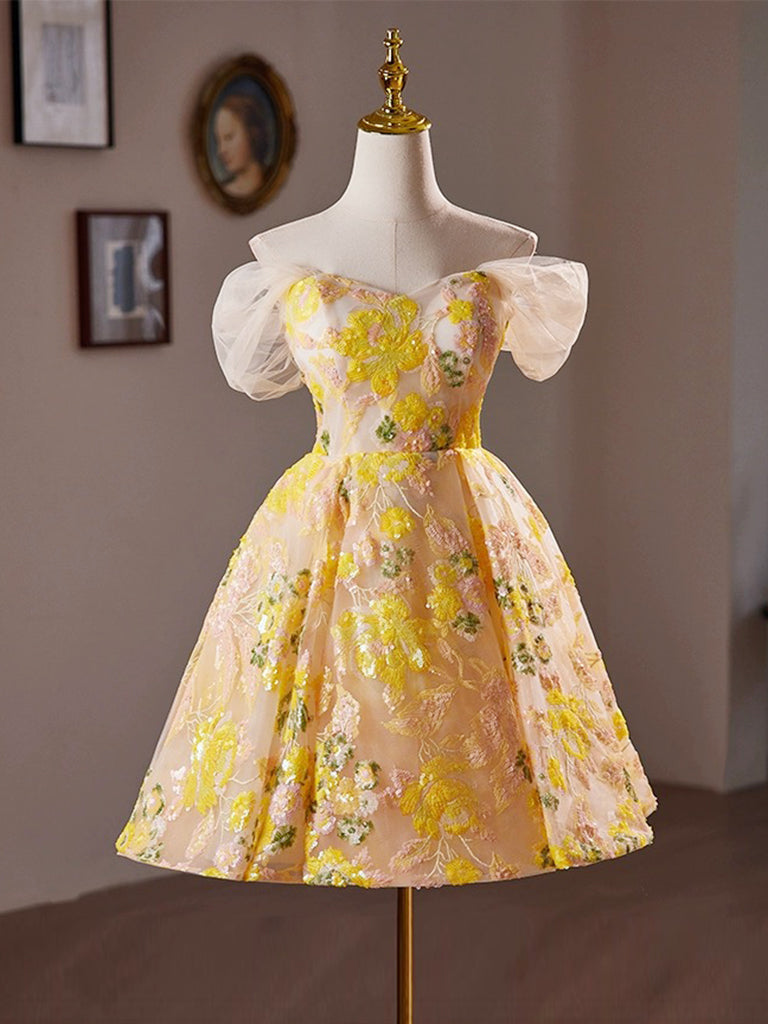 Elegant A-Line Off Shoulder Tulle Lace Short Prom Dress in Yellow - Perfect for Homecoming, Prom Night & Special Occasions