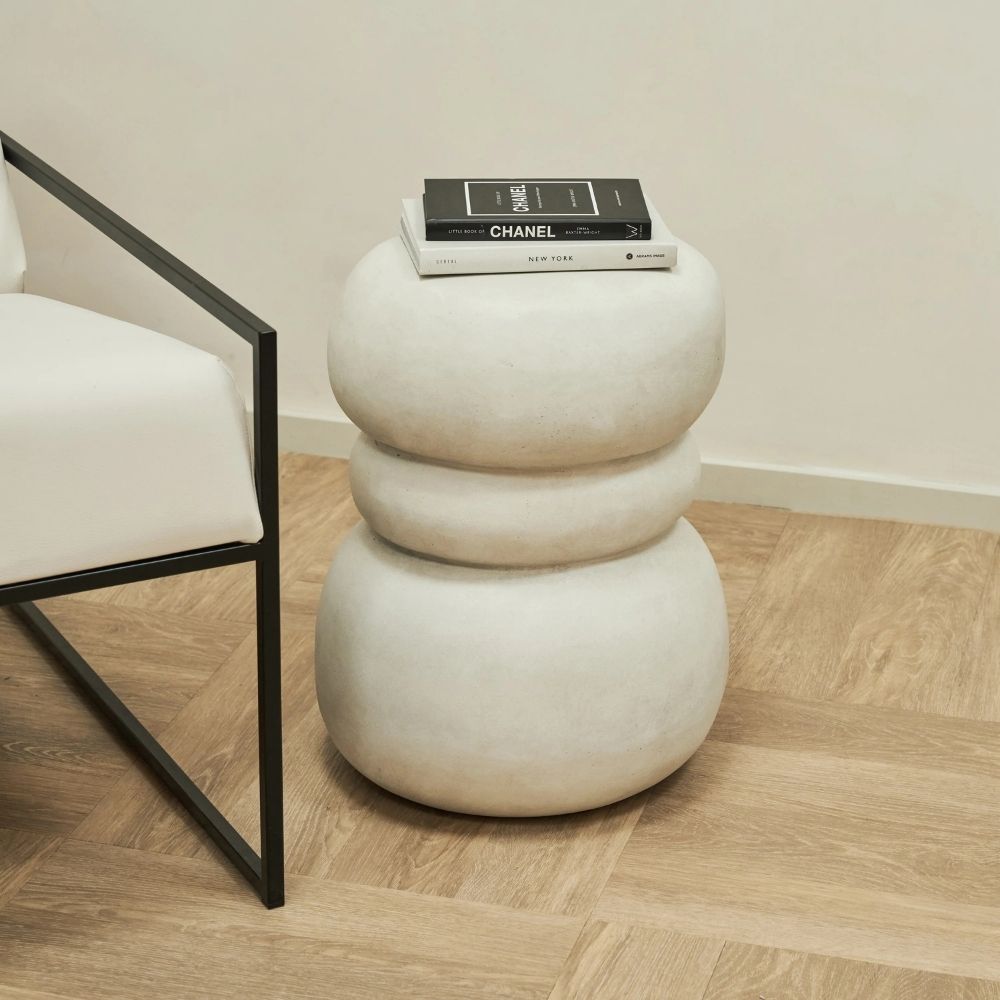ROCCO 37cm White Concrete Side Table Stool for Indoor & Outdoor Use - Perfect for Patio, Garden, Living Room, and Balcony Decor