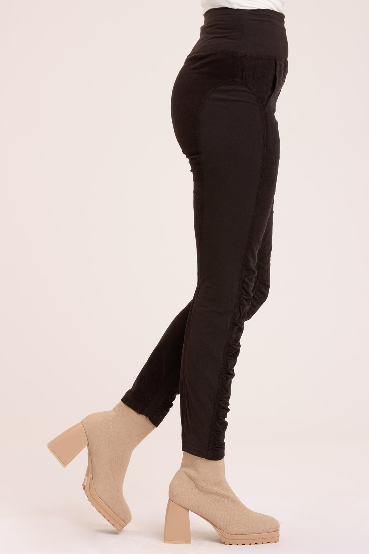 Stylish Cord Penny Leggings for Women - Comfortable Stretch High Waist Pants for Yoga, Workout & Casual Wear