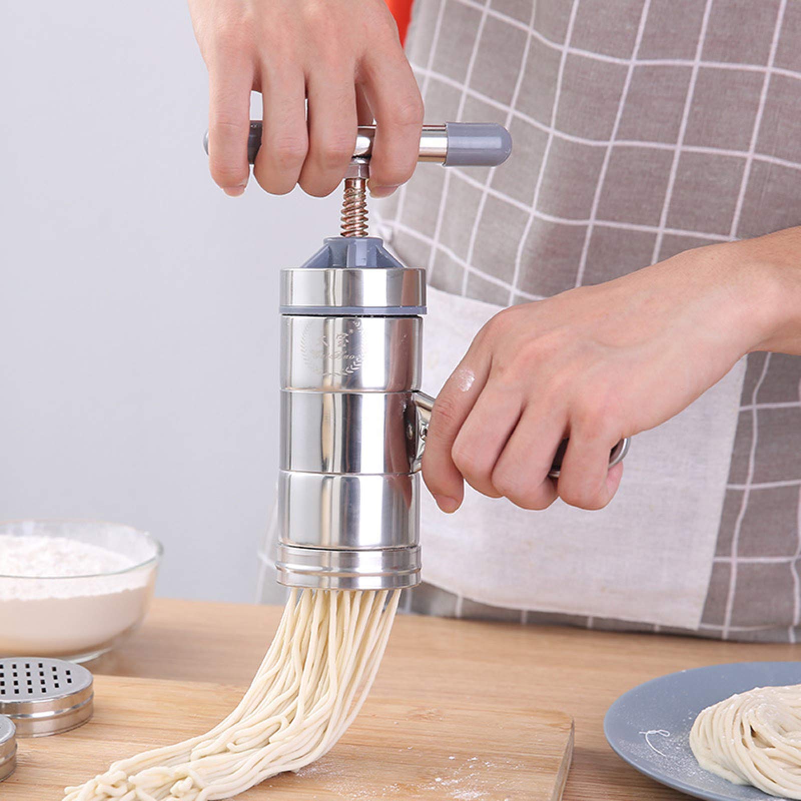 Stainless Steel Manual Pasta Maker - Hand Crank Spaghetti & Fettuccine Noodle Press Machine with 5 Interchangeable Molds & Fruit Juicer Attachment (18.5x14cm) - Perfect for Homemade Italian Pasta, Asian Noodles & Fresh Juice Extraction
