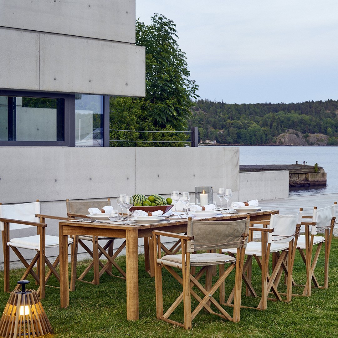Modern Korso Dining Table - Solid Wood Kitchen Table for 6 - Perfect for Family Meals & Dinner Parties