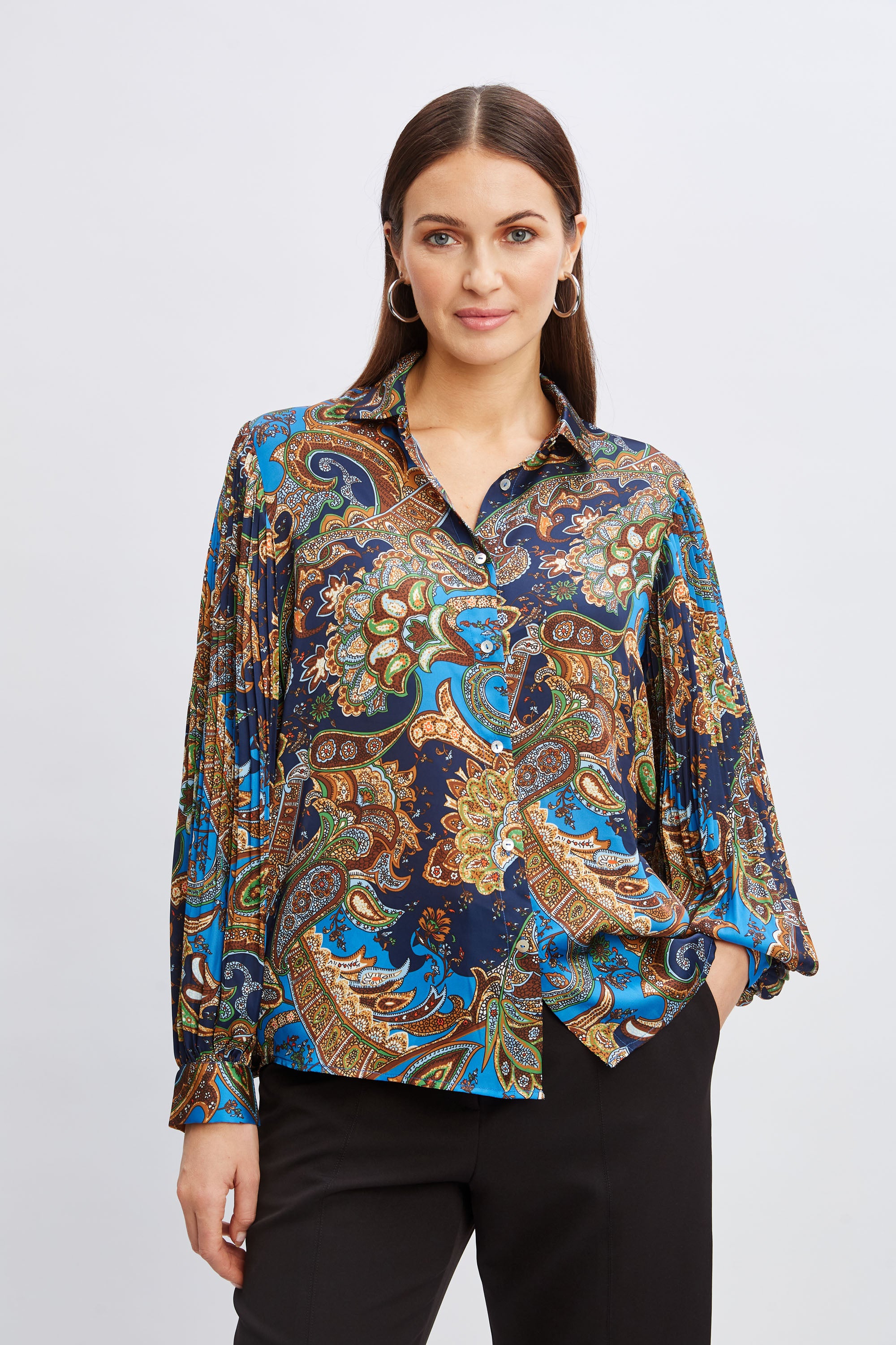 ROYAL PAISLEY PRINT