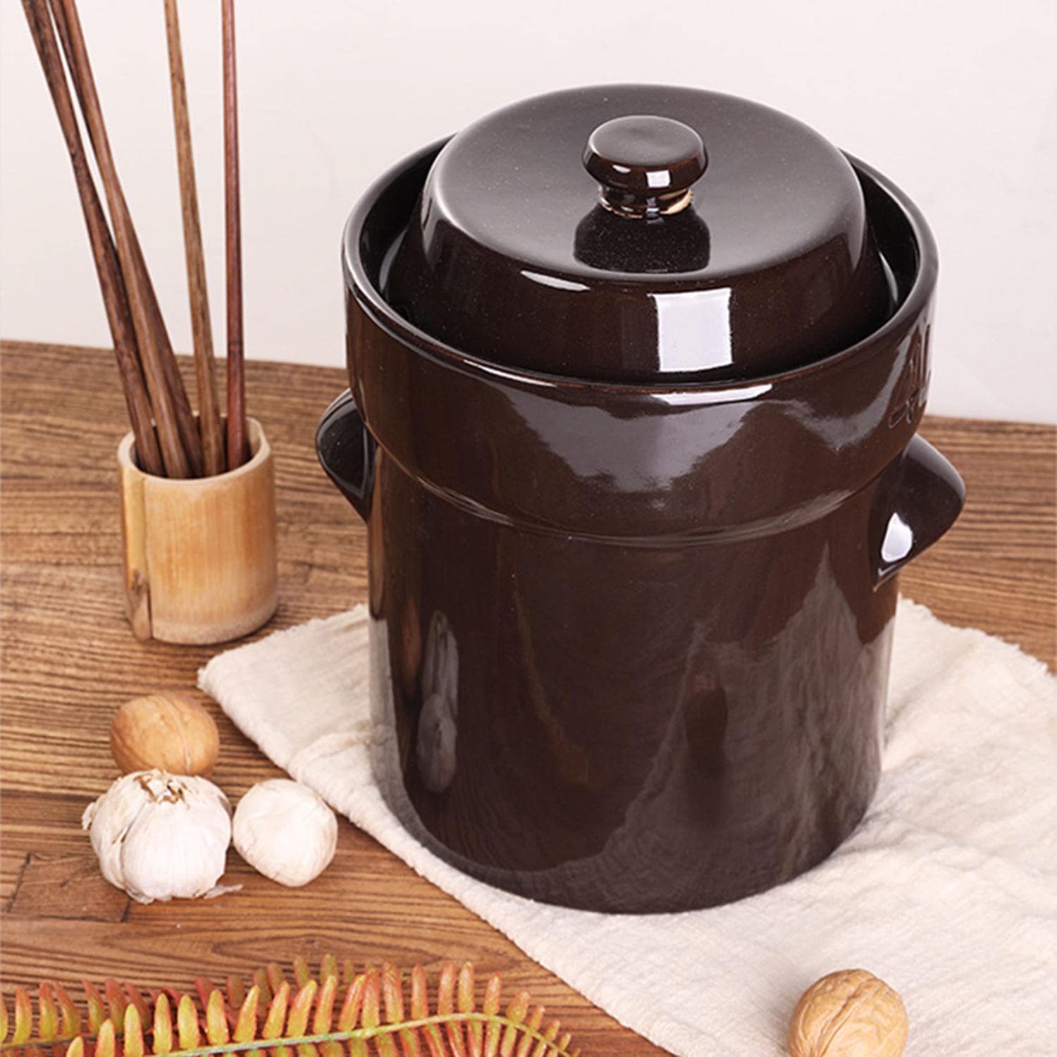 Premium Kimchi Jar & Fermentation Crock - Stoneware Pickling Container with Lid for Homemade Kimchi, Sauerkraut & Pickles - Ideal for Fermenting, Storing & Serving Traditional Korean Dishes