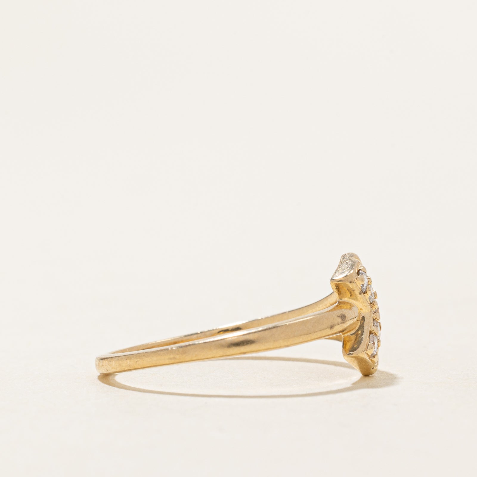 0.10ctw Diamond Arrow Ring - Size 7.5 | Elegant Jewelry Gift for Women | Perfect for Anniversary, Birthday & Valentine's Day