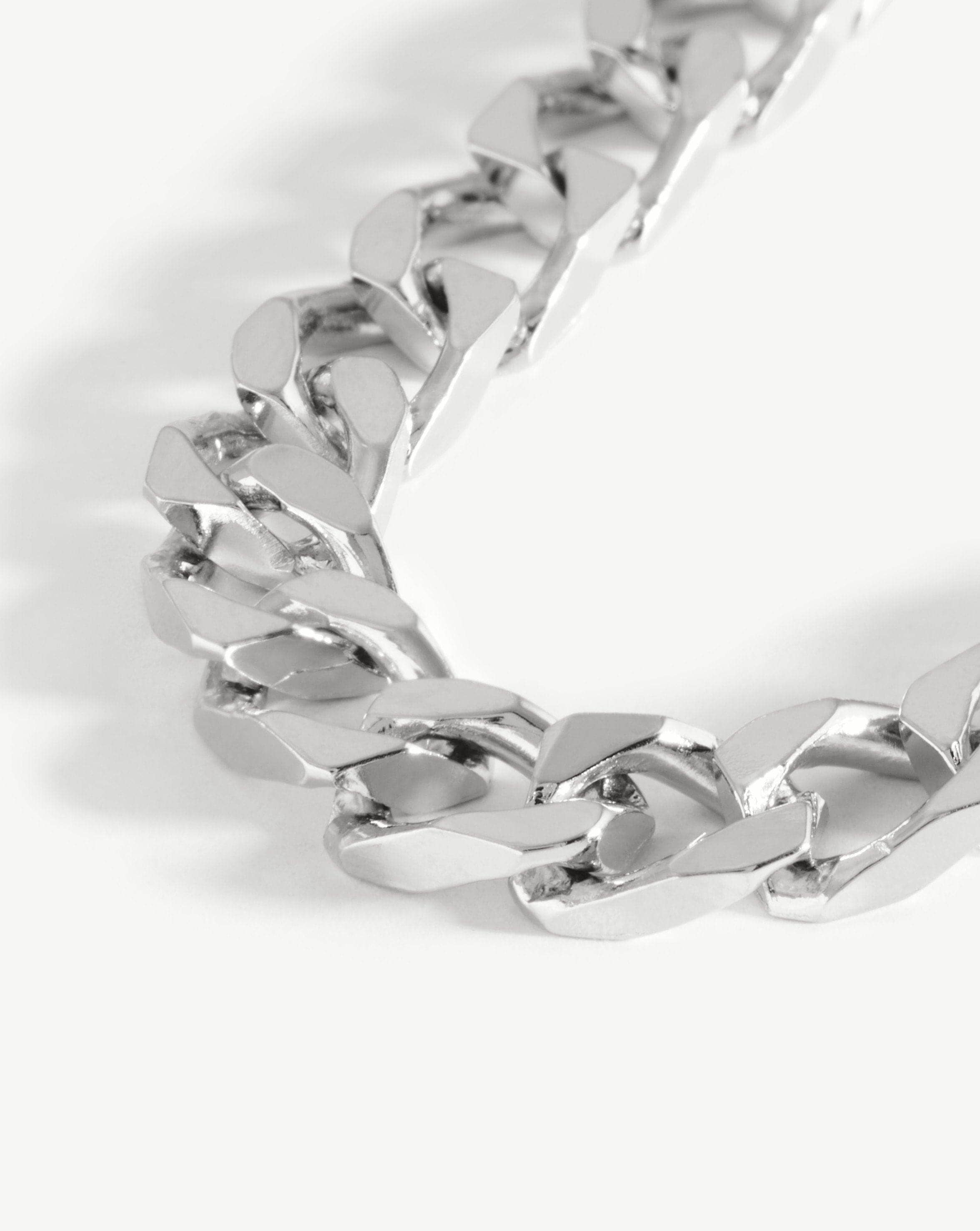 Lucy Williams Flat Curb Chain Necklace for Women - 14K Gold Plated Stainless Steel Chunky Link Necklace - Perfect for Layering, Everyday Wear & Gift Giving