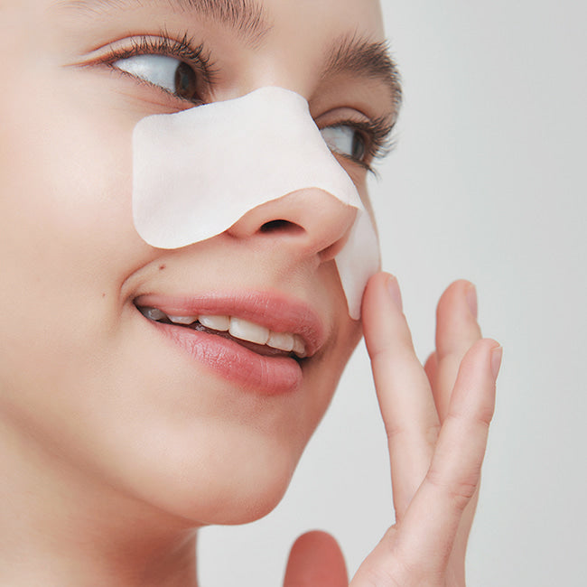 **ilso Natural Mild Clear Nose Pack 3g/4g (5pc/Box) - Blackhead & Pore Cleansing Strips for Deep Cleansing - Perfect for Daily Skincare & Acne Treatment**