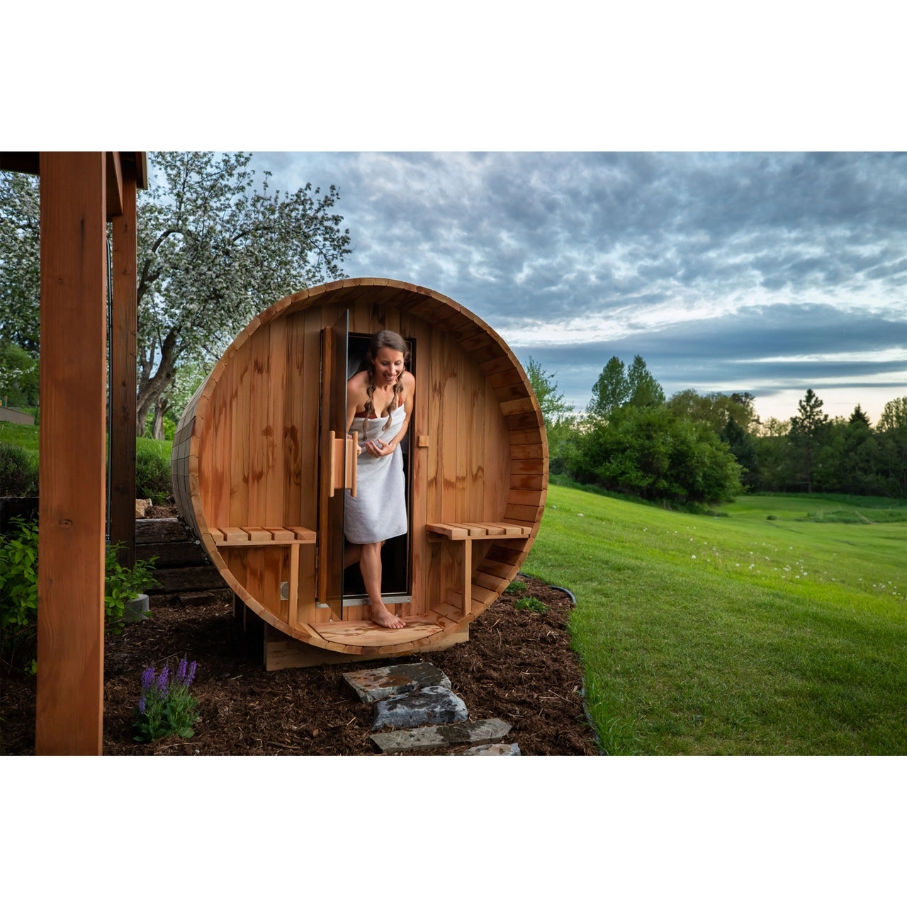 Premium Western Red Cedar Wet & Dry Barrel Sauna for Indoor or Outdoor Use - 9 kW ETL Certified Heater - Fits 8 People - Perfect for Home Spa, Backyard Relaxation & Wellness Retreats