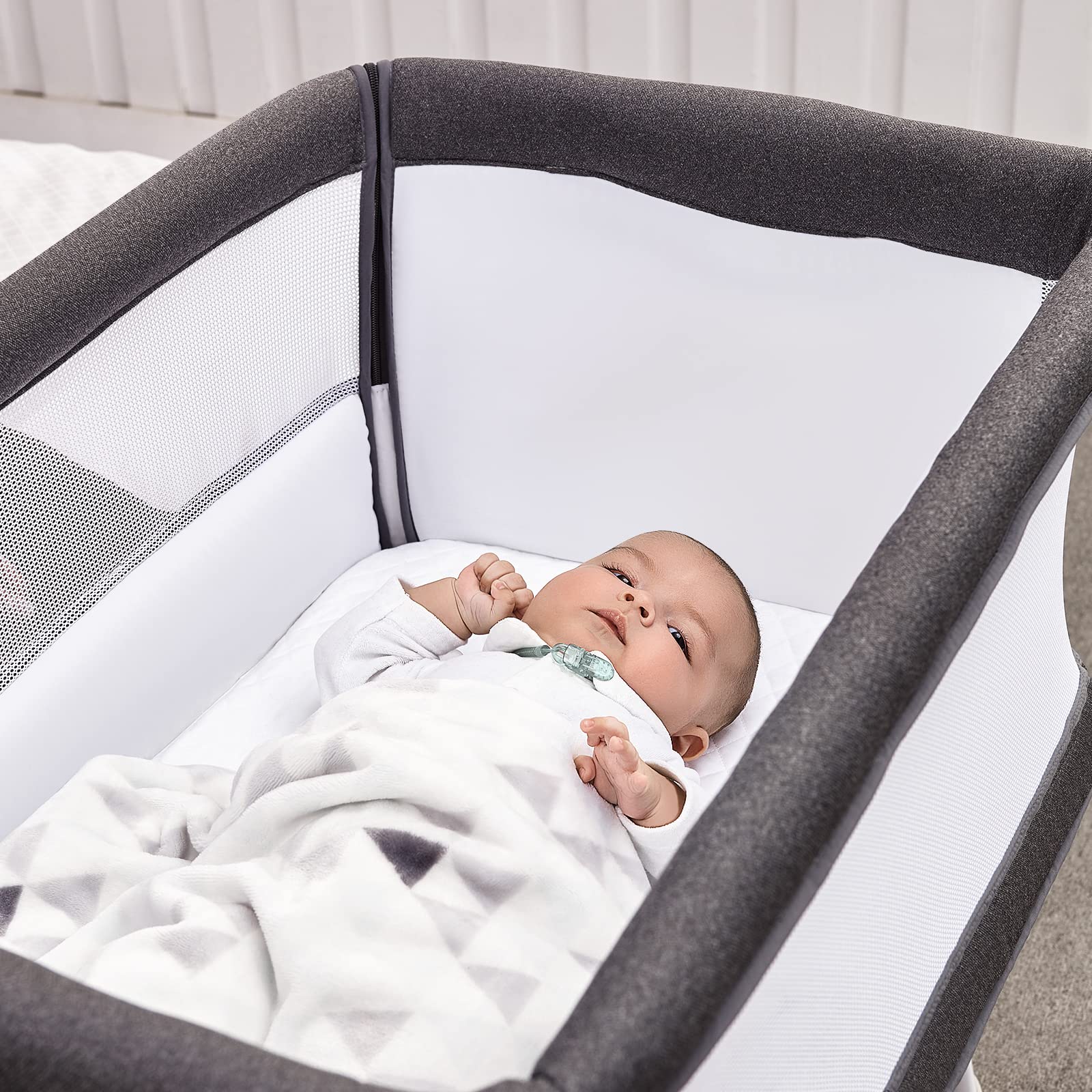 RONBEI Adjustable Portable Baby Bassinet & Bedside Sleeper - Dark Grey Crib Bed for Newborn, Infant, Baby Boy & Girl - Perfect for Nursery, Travel & Co-Sleeping