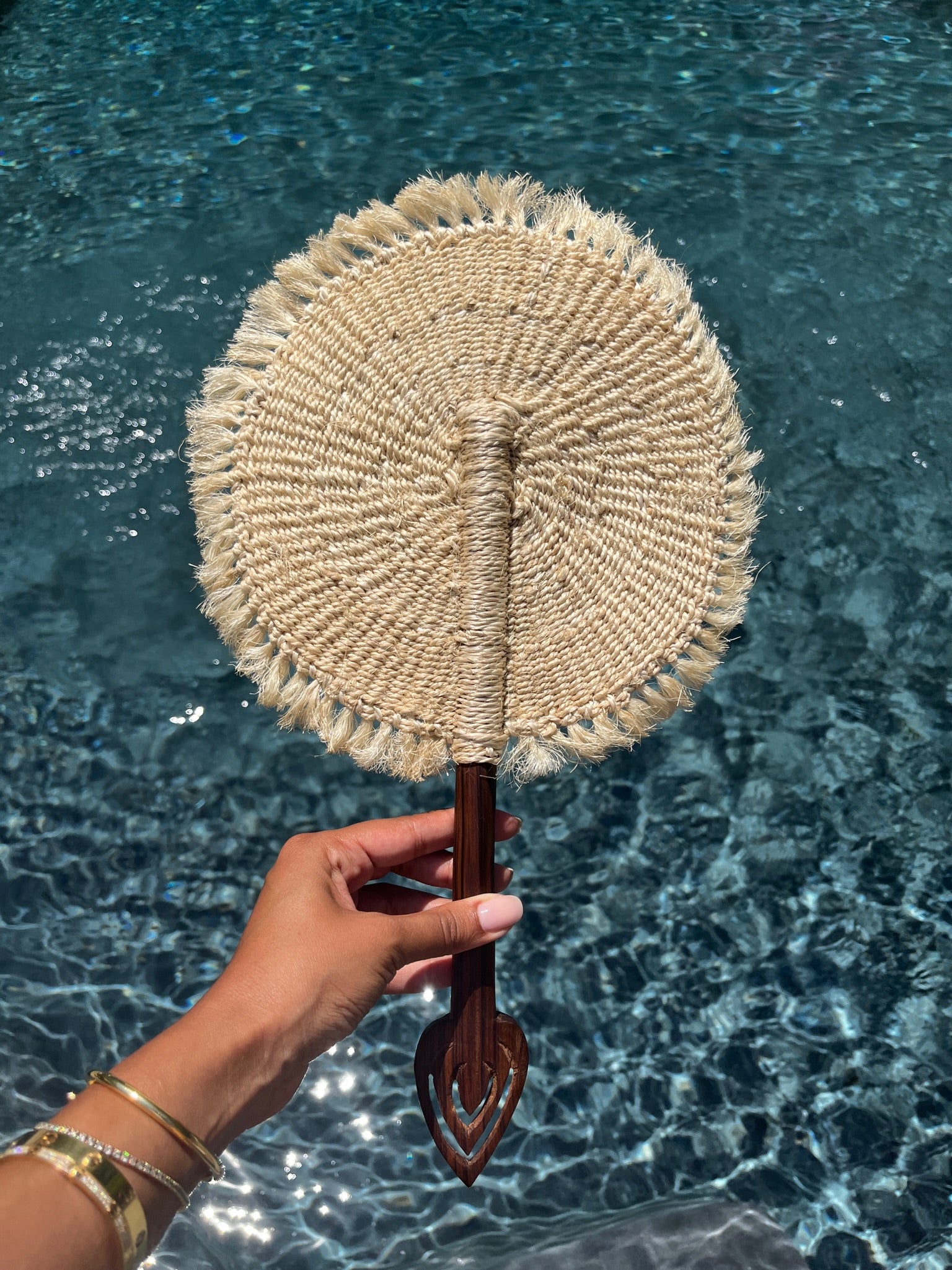 Handwoven Sisal Fan - Natural Fiber Cooling Fan for Home, Office & Outdoor Use - Eco-Friendly & Durable Summer Breeze Solution