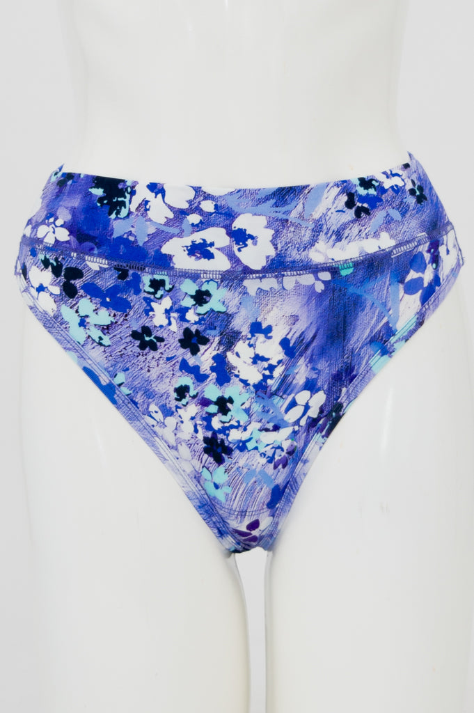 Creative Bamboo Thong - Comfortable & Eco-Friendly Underwear for Women - Perfect for Yoga, Beach, and Daily Wear