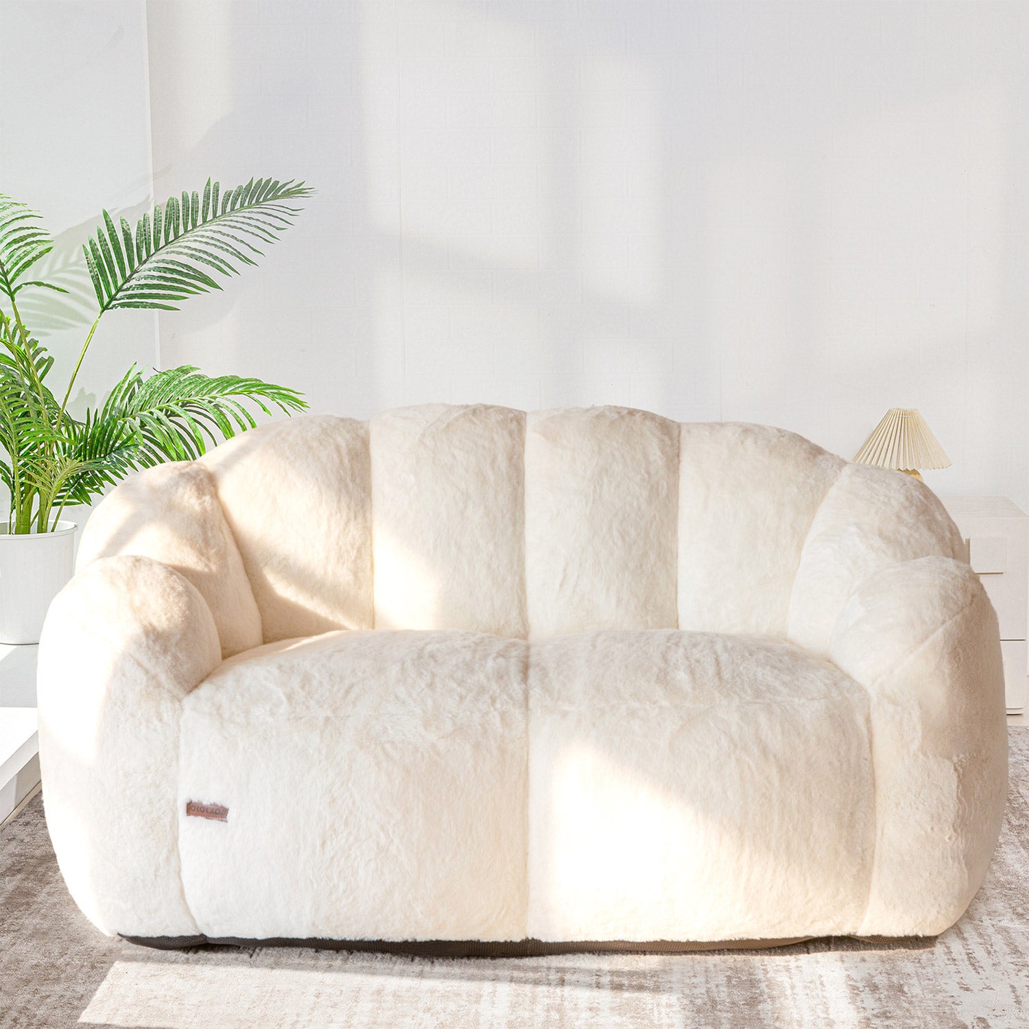 MAXYOYO Ultra Soft Faux Fur Bean Bag Chair - Double Size Loveseat with Floral Petal Back Design for Adults (Beige) | Perfect for Living Room, Bedroom, Dorm & Game Room Relaxation