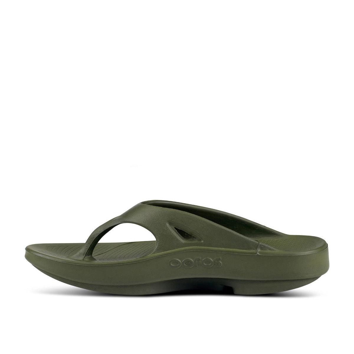 Oofos Unisex OOriginal Sandal (OF1000) - Comfortable Recovery Footwear for Men & Women - Perfect for Post-Workout, Travel & Relaxation