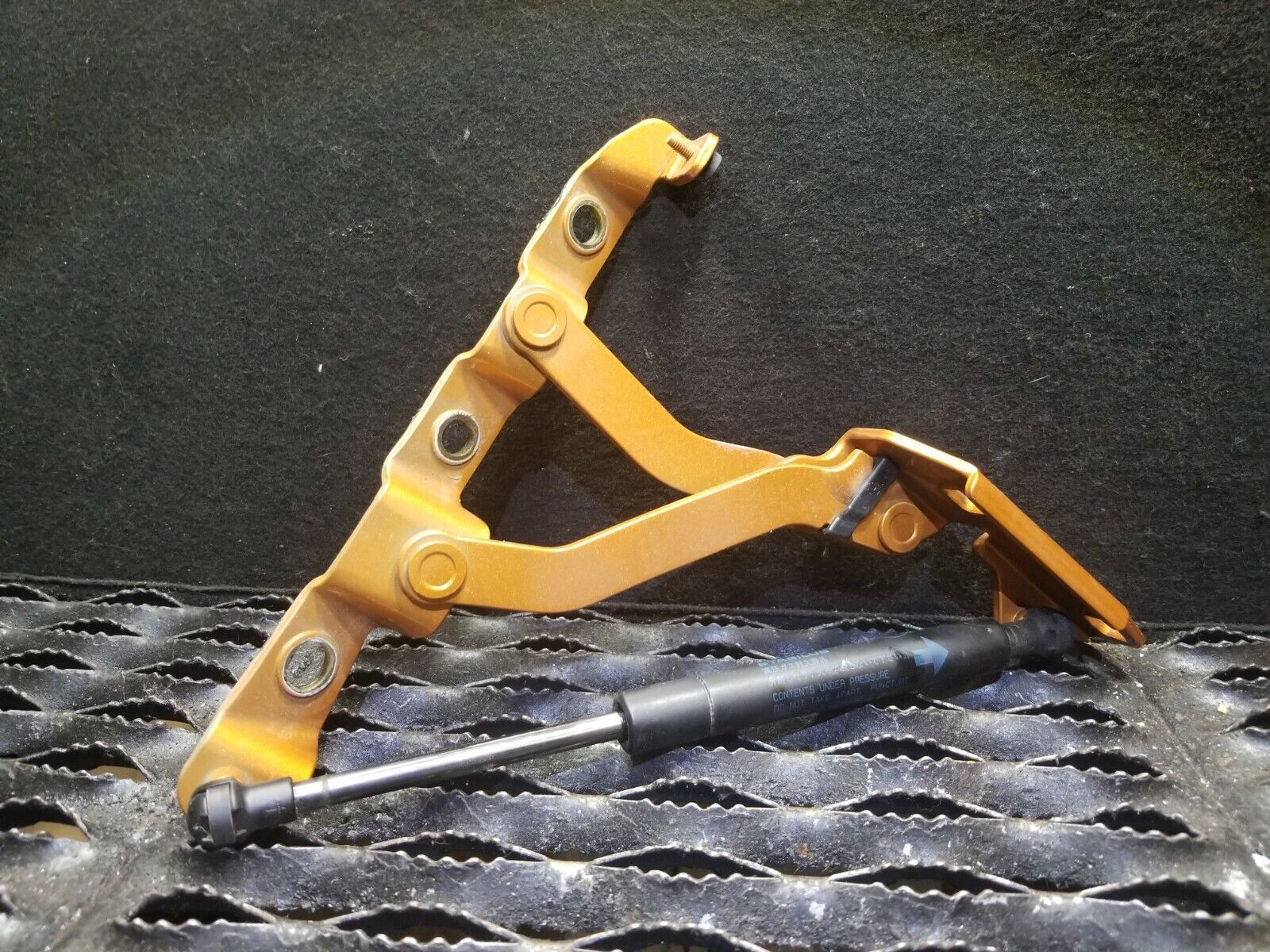 04-05 Nissan 350Z Convertible Trunk Lid Hinge with Shock Strut (Pair) - OEM Replacement Part - Perfect for Car Repair & Restoration Projects