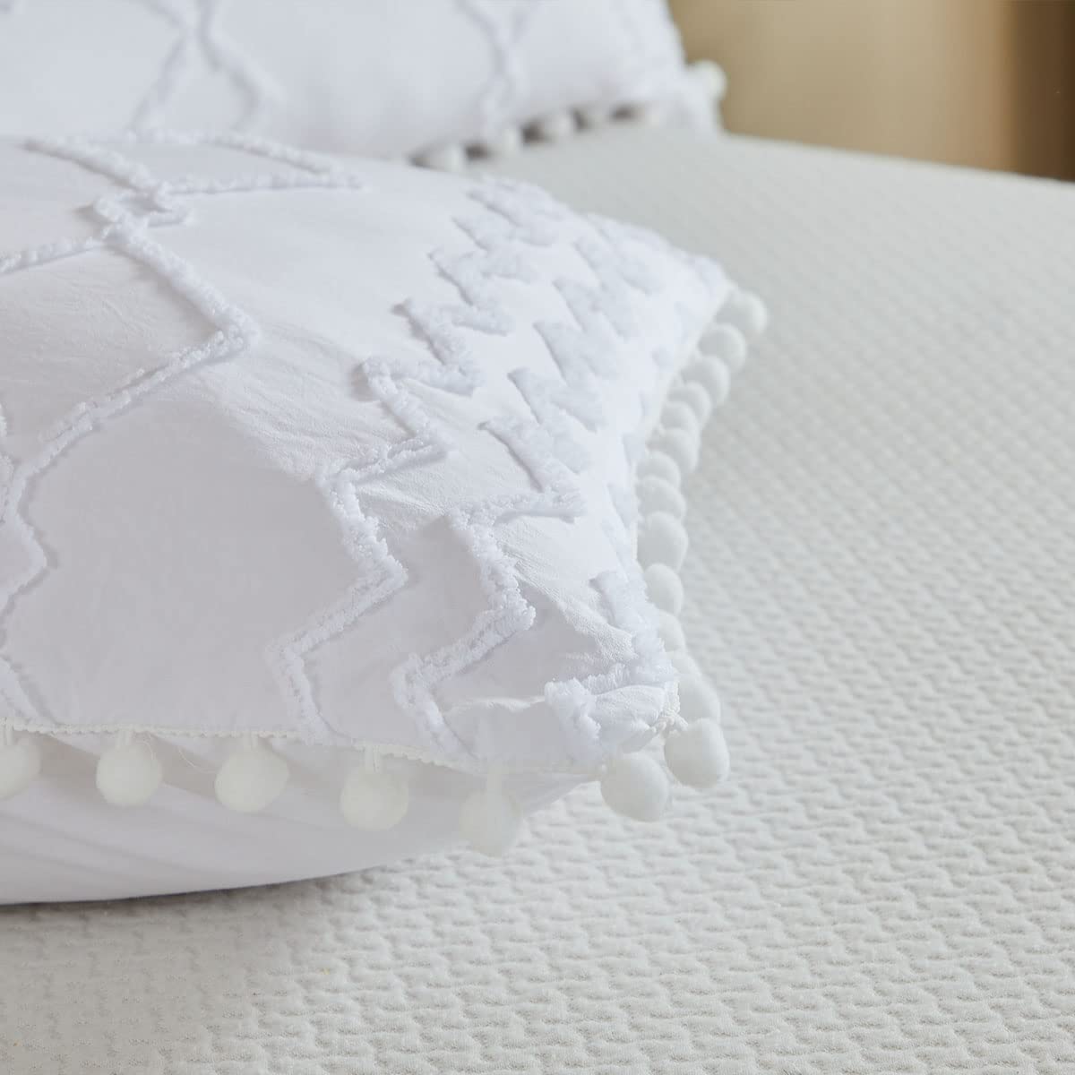 Boho Duvet Cover Queen Size - 3 Piece Cotton Farmhouse Bedding Set with White Pom Pom Trim | Reversible Soft Zipper Closure | Shabby Chic Home Decor for All Seasons | Perfect for Guest Rooms, Master Bedrooms & Cozy Boho Aesthetic