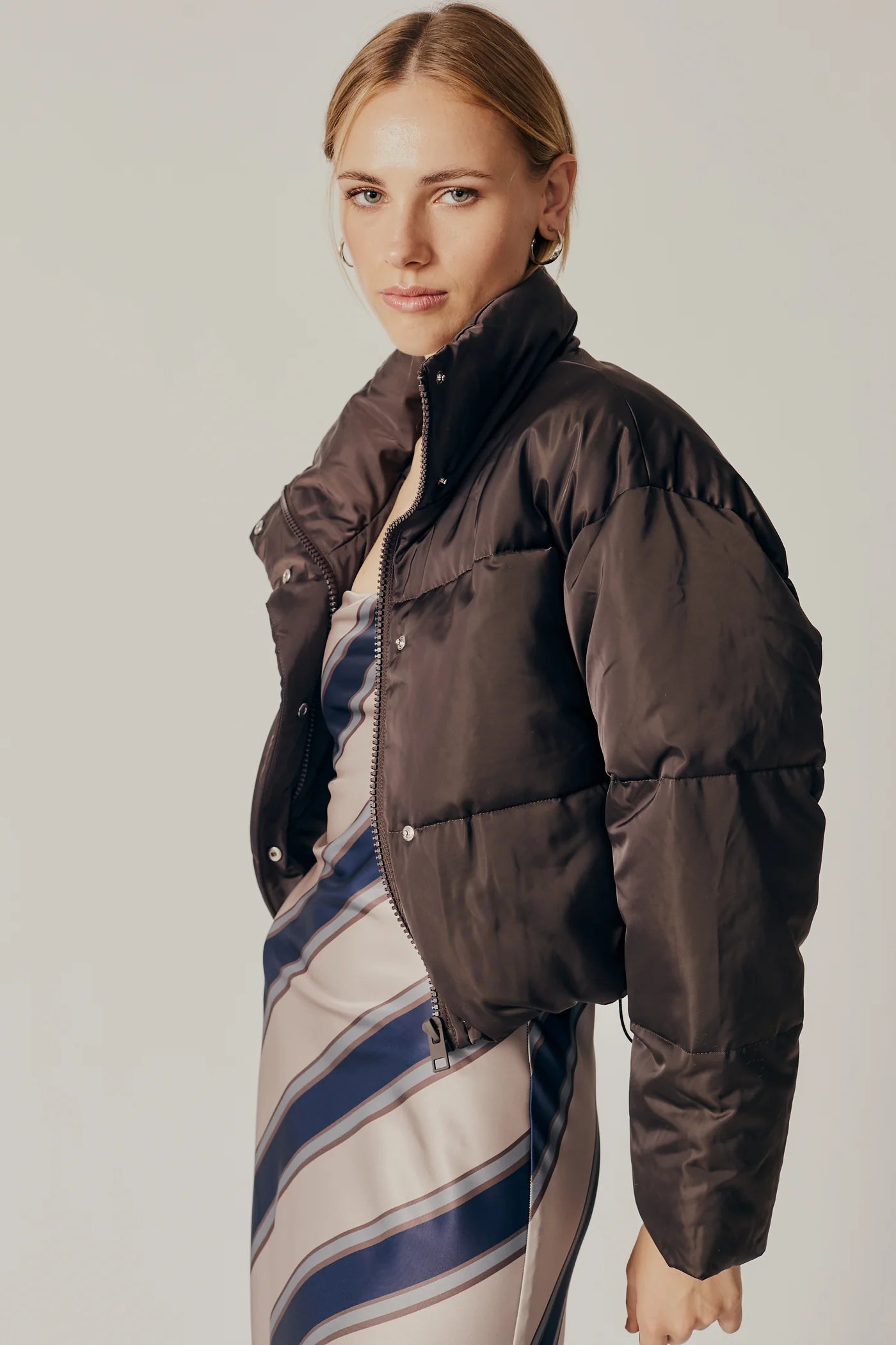 Cornus Puffer Jacket for Men & Women - Warm Winter Coat with Hood, Lightweight Water-Resistant Outerwear (Chocolate Brown) - Perfect for Skiing, Hiking & Cold Weather Activities