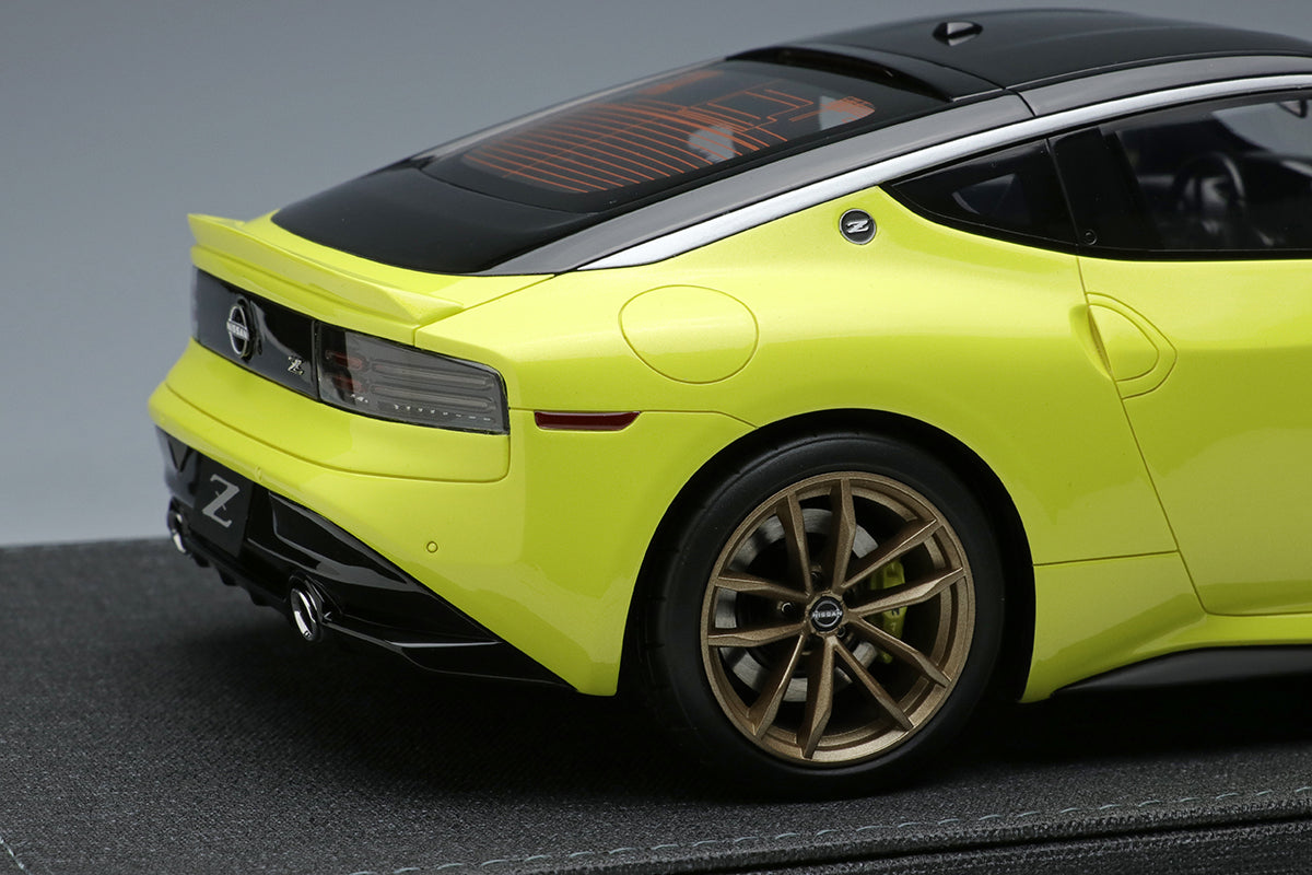 2023 Nissan Z Proto 1:18 Scale Diecast Model Car - U.S. Spec in Ikazuchi Yellow | Collectible Sports Car Display for Home & Office Decor | Perfect Gift for Car Enthusiasts & Model Collectors