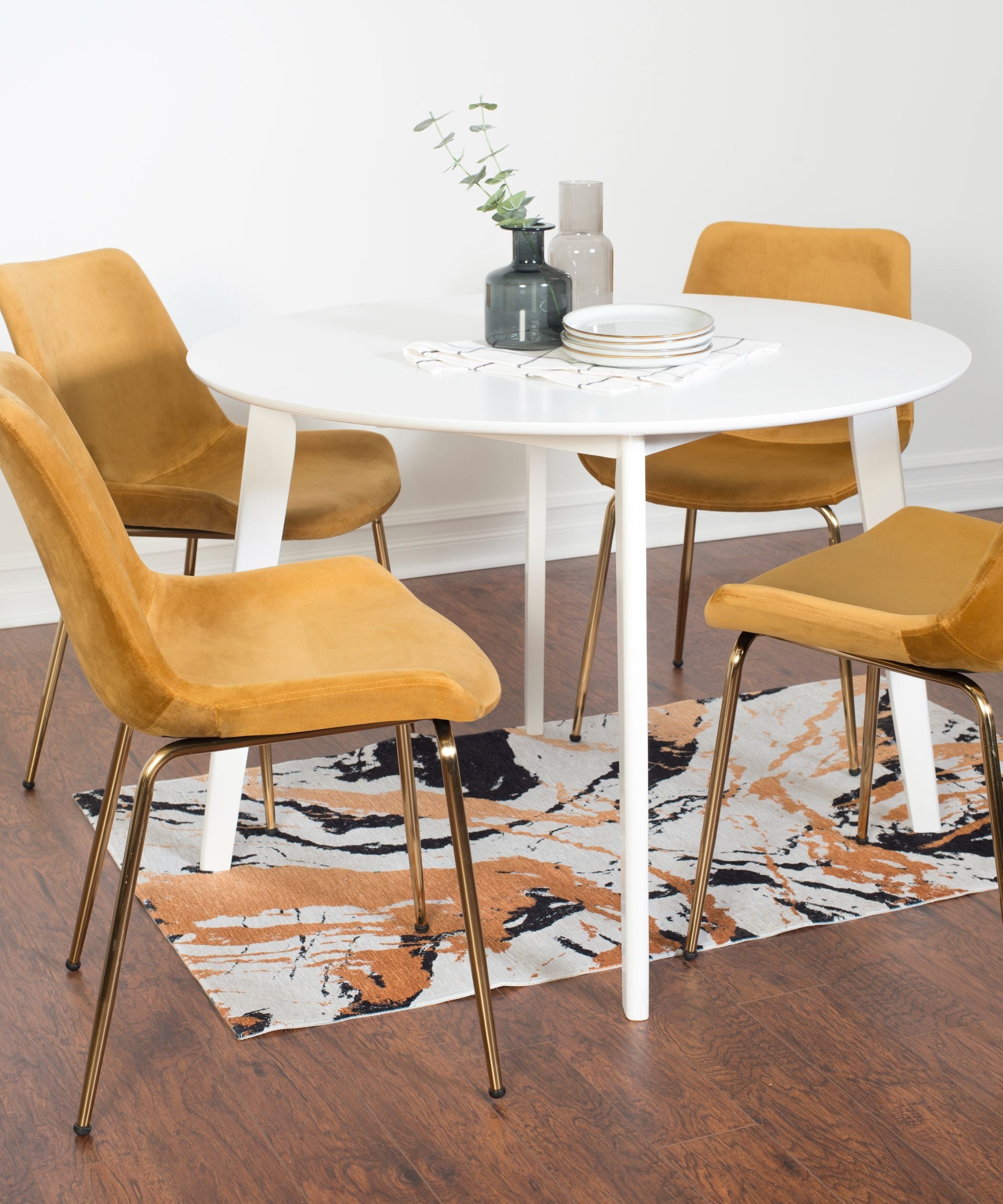 Roundhill Furniture Aufurr Contemporary 5-Piece White Round Dining Table Set with 4 Chairs - Perfect for Small Spaces, Breakfast Nooks & Modern Kitchens