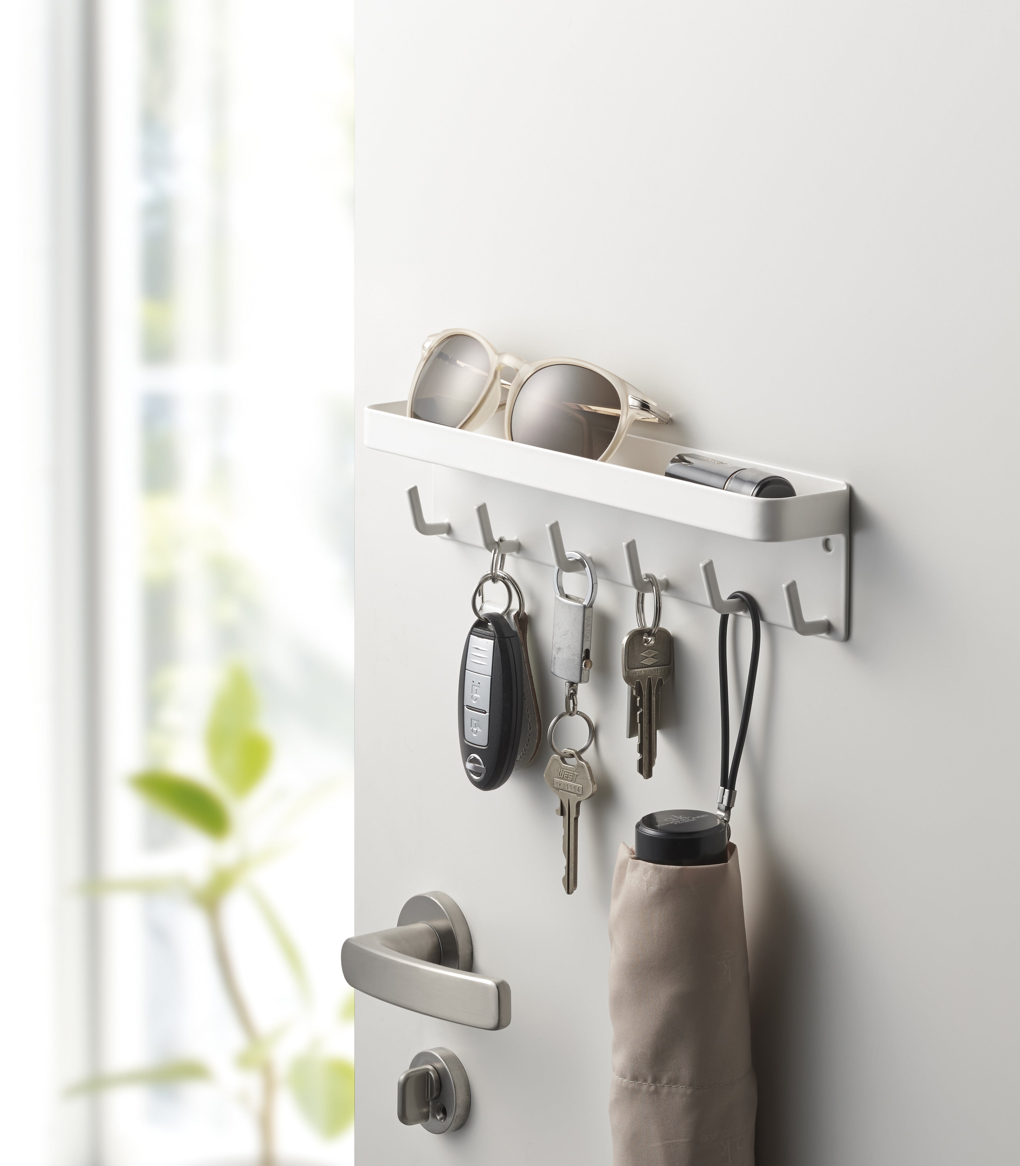 Sturdy Magnetic Key Holder - Durable Steel Wall Mount Key Organizer for Home & Office | Perfect for Entryway, Kitchen, or Garage Organization
