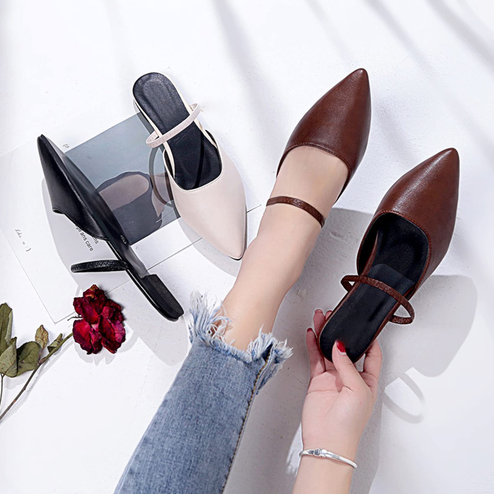 Women's Stylish Closed Toe Mule Shoes - Comfortable Slip-On Flats for Indoor & Outdoor Wear - Lightweight Casual Slippers for Home, Office, and Walking