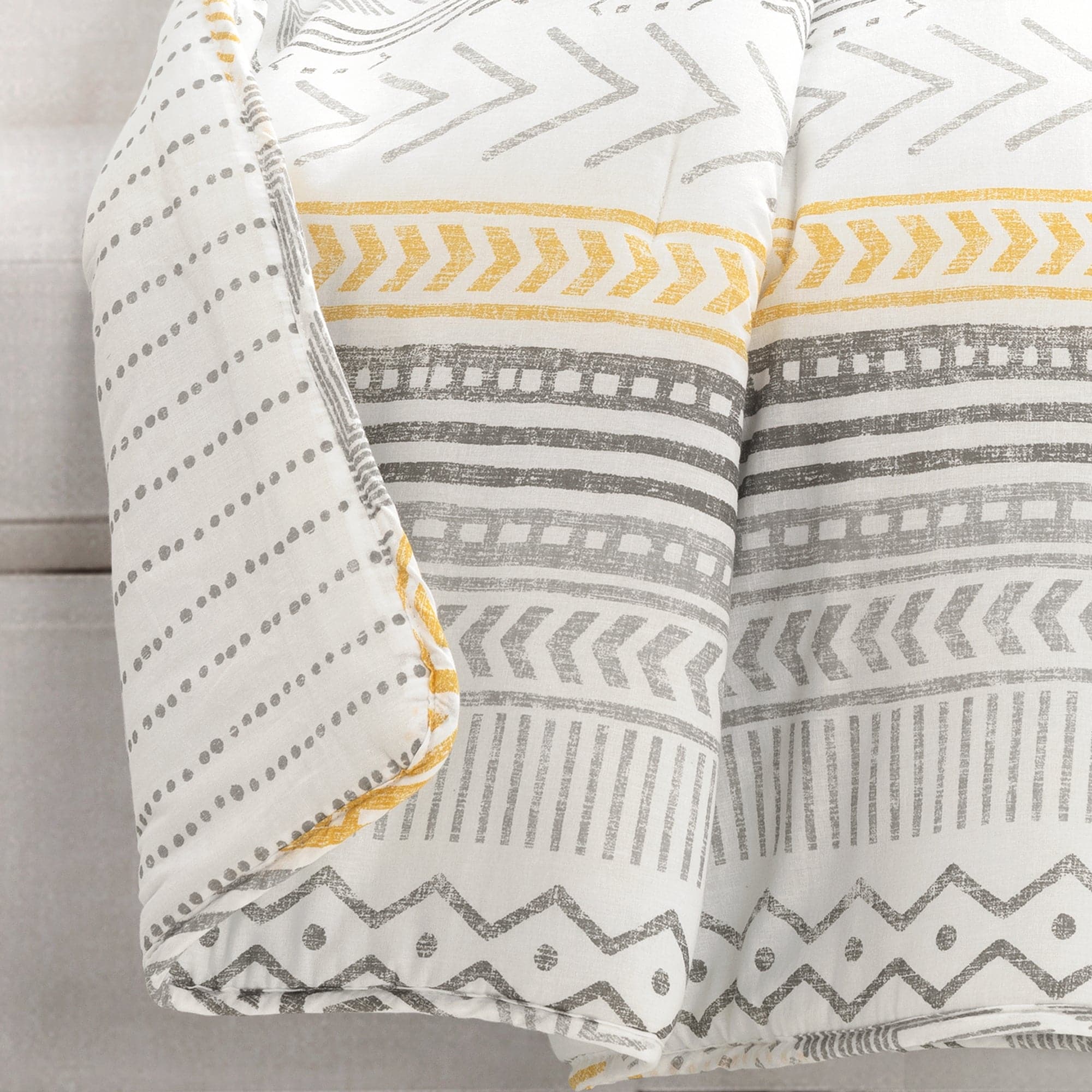 Cozy Hygge Geo Throw Blanket - Soft & Warm Knitted Blanket for Home, Office, or Travel - Perfect for Couch, Bed, and Gift Giving