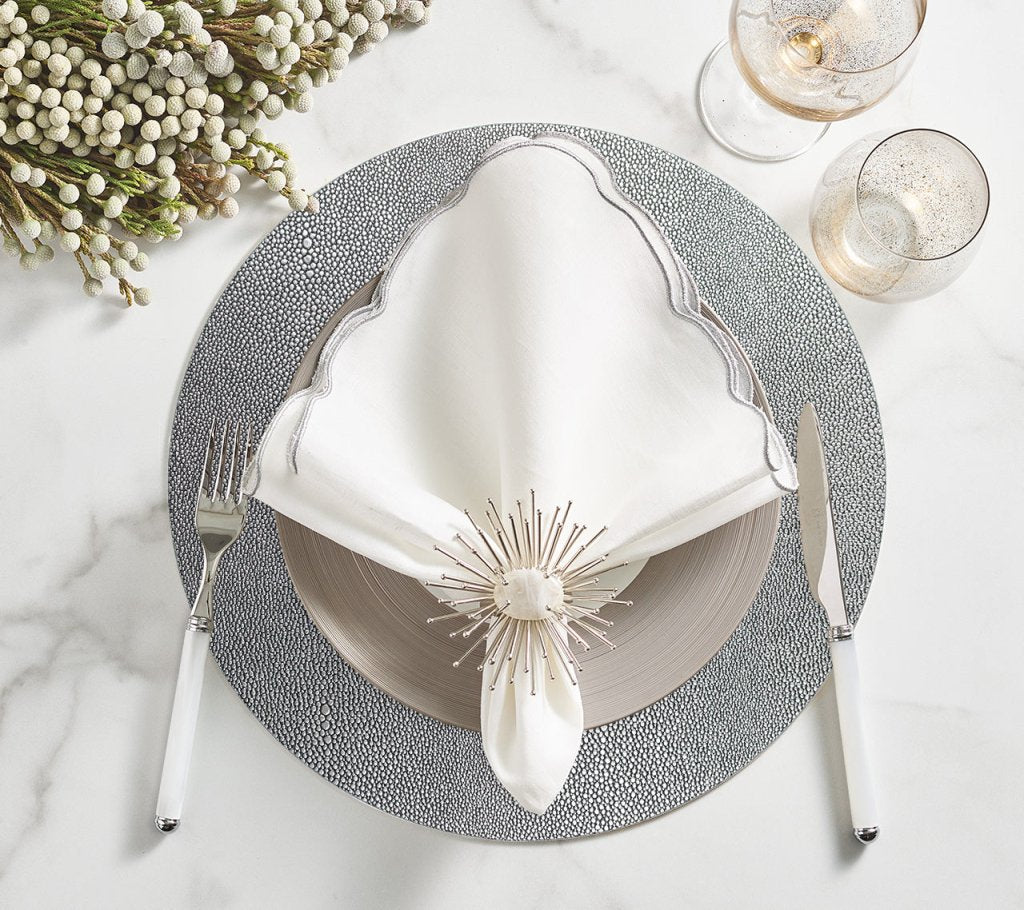 Elegant Flare Napkin Rings Set of 4 - Premium Tableware for Wedding, Holiday & Dinner Party Decor - Perfect for Christmas, Thanksgiving & Formal Dining Settings