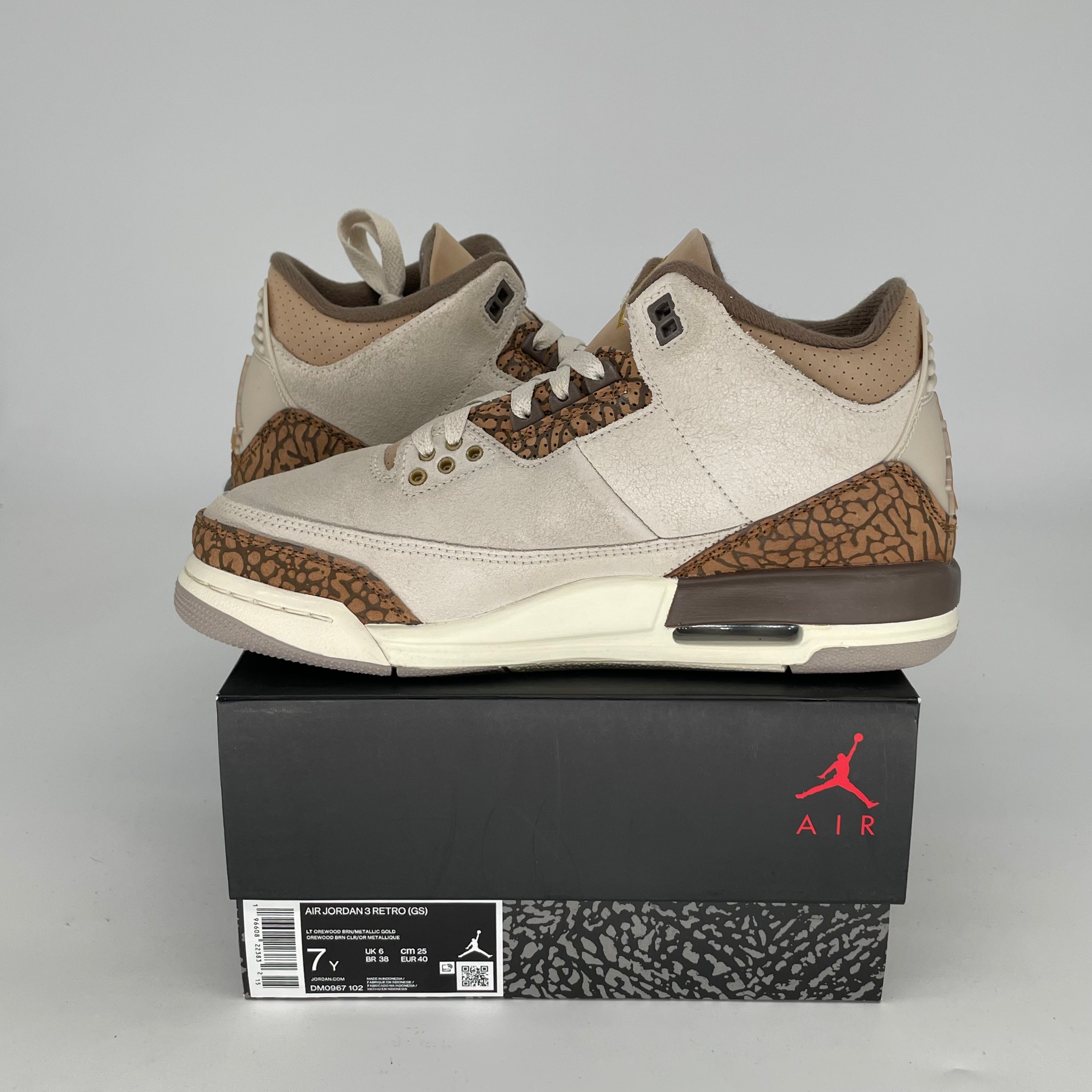 Original Air Jordan 3 Palomino Retro Sneakers - Size 7/8.5W (DM0967-102) - Men's/Women's Basketball Shoes for Casual Wear & Street Style