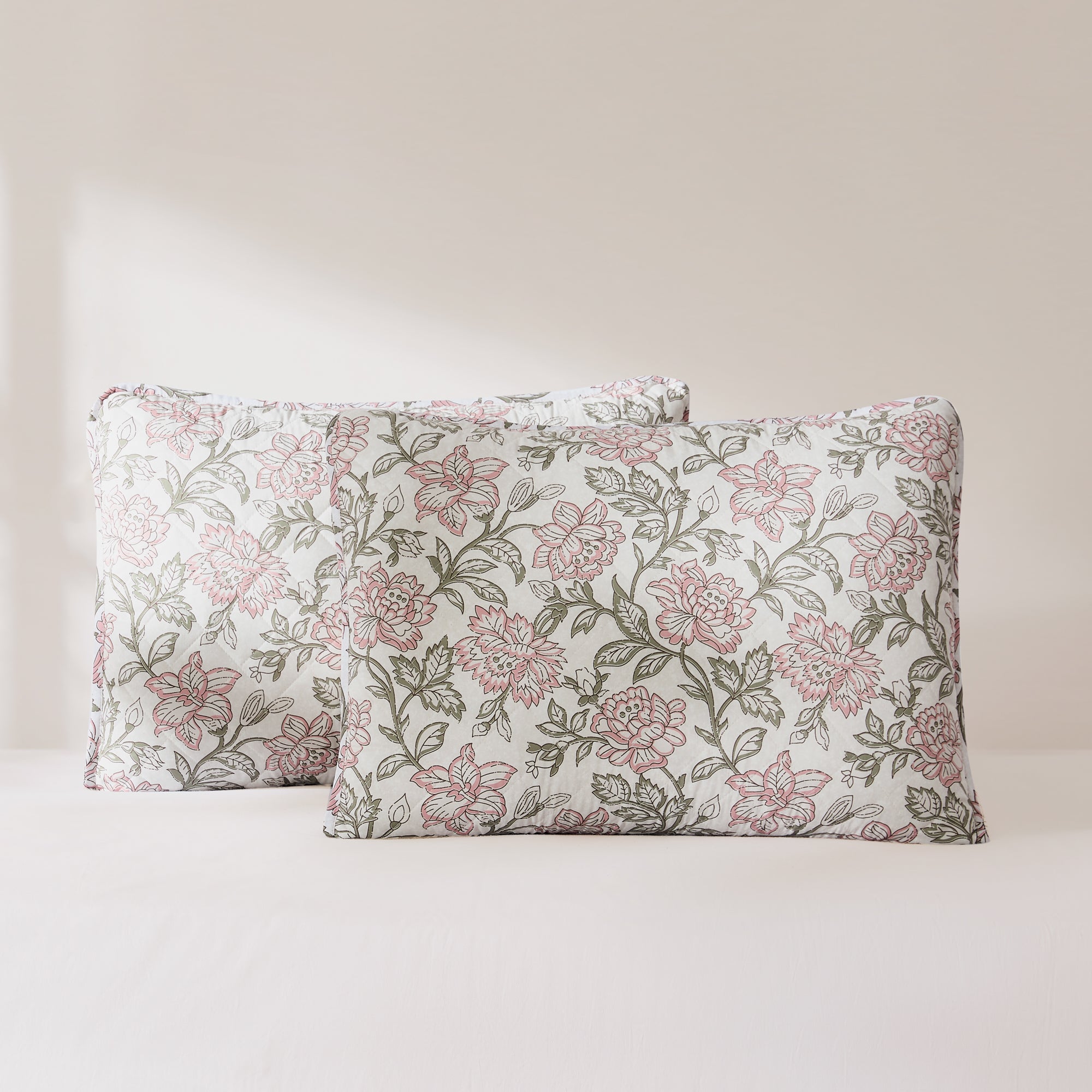Zara Floral Block Reversible Quilt Set - King Size Bedding with Matching Pillow Shams, Soft Cotton Comforter Cover for Master Bedroom & Guest Room Decor